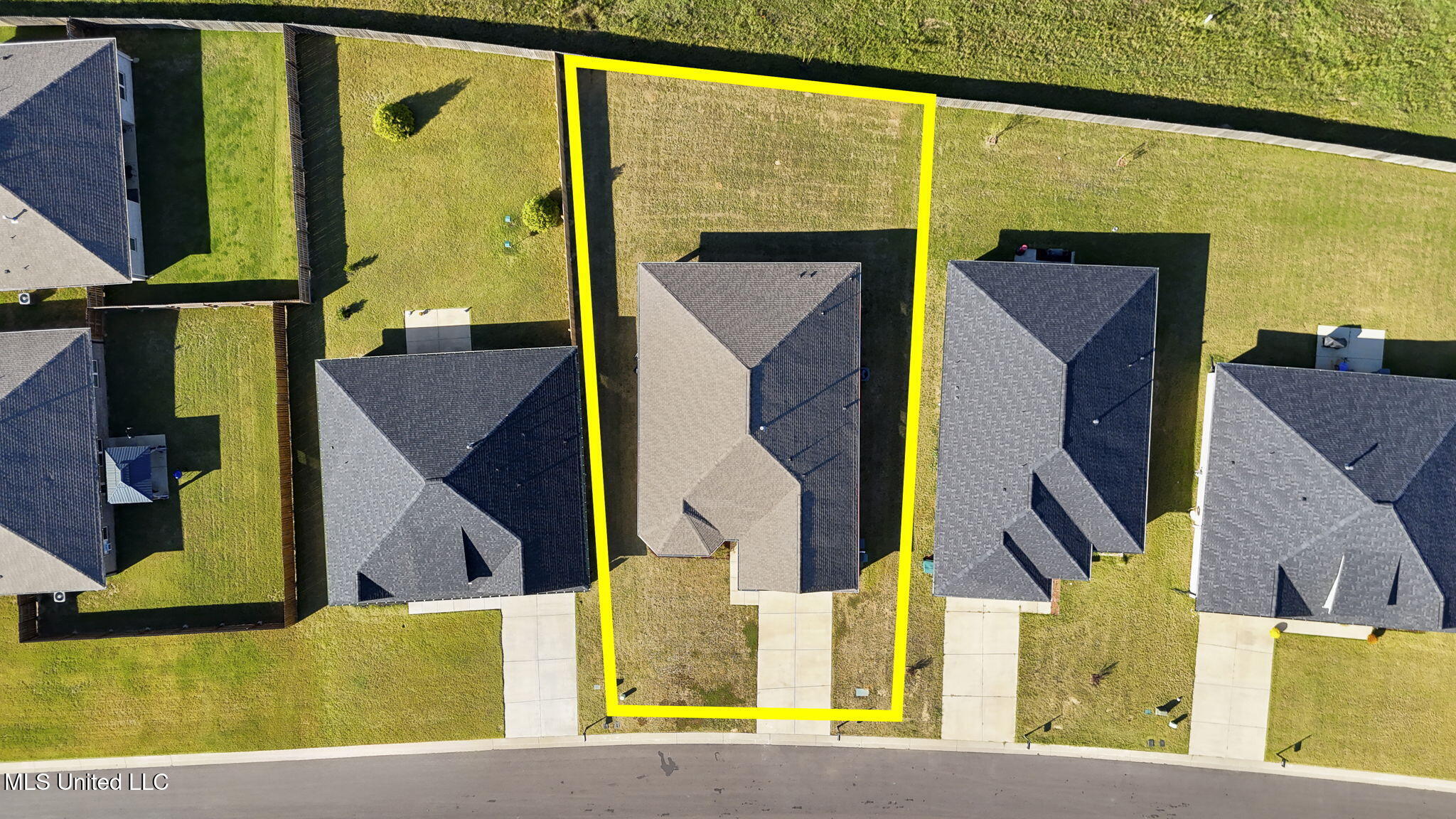 Southaven, Mississippi 38672, United States, 4 Bedrooms Bedrooms, ,2 BathroomsBathrooms,Residential,Active,219610