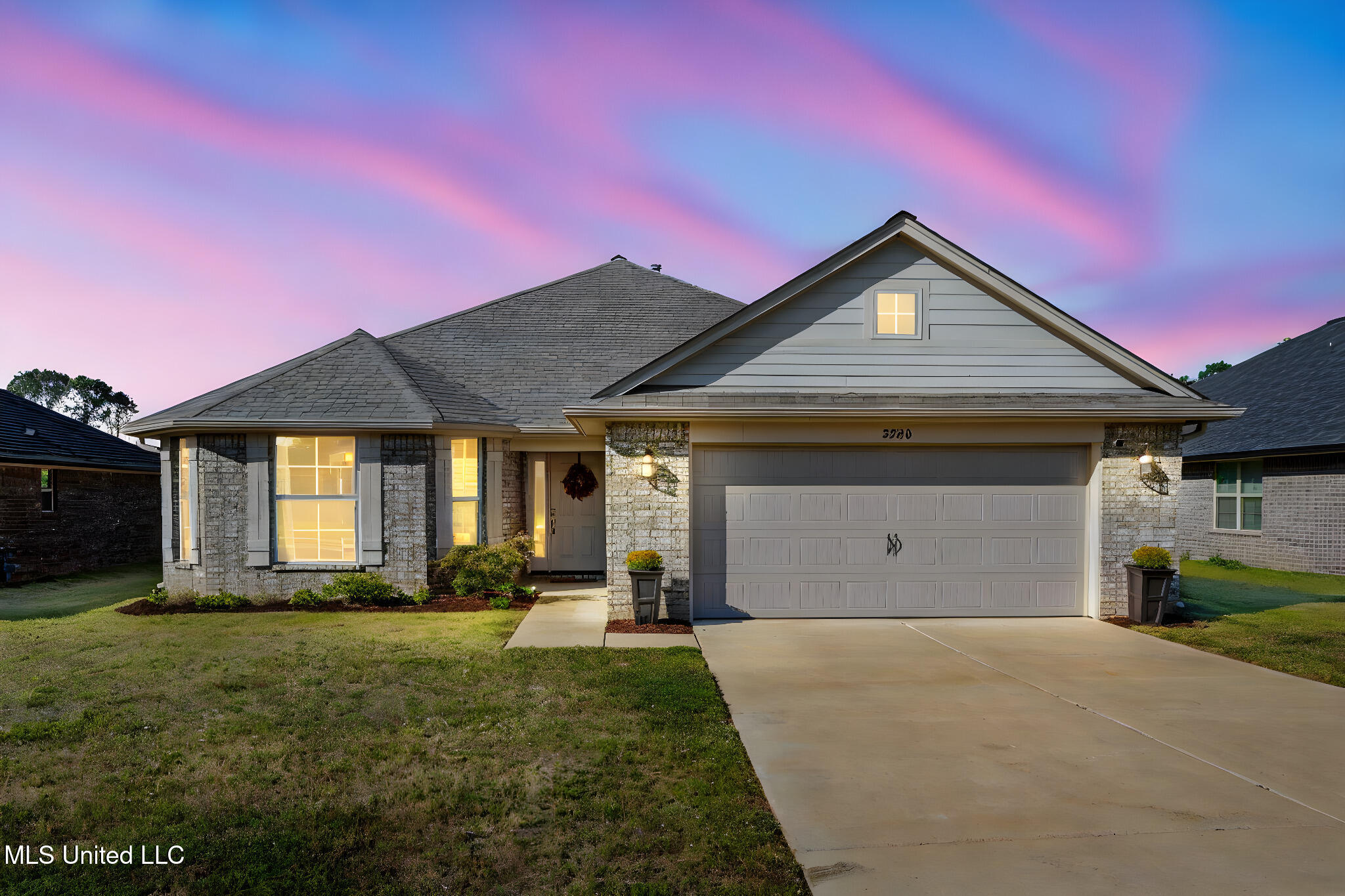 Southaven, Mississippi 38672, United States, 4 Bedrooms Bedrooms, ,2 BathroomsBathrooms,Residential,Active,219610