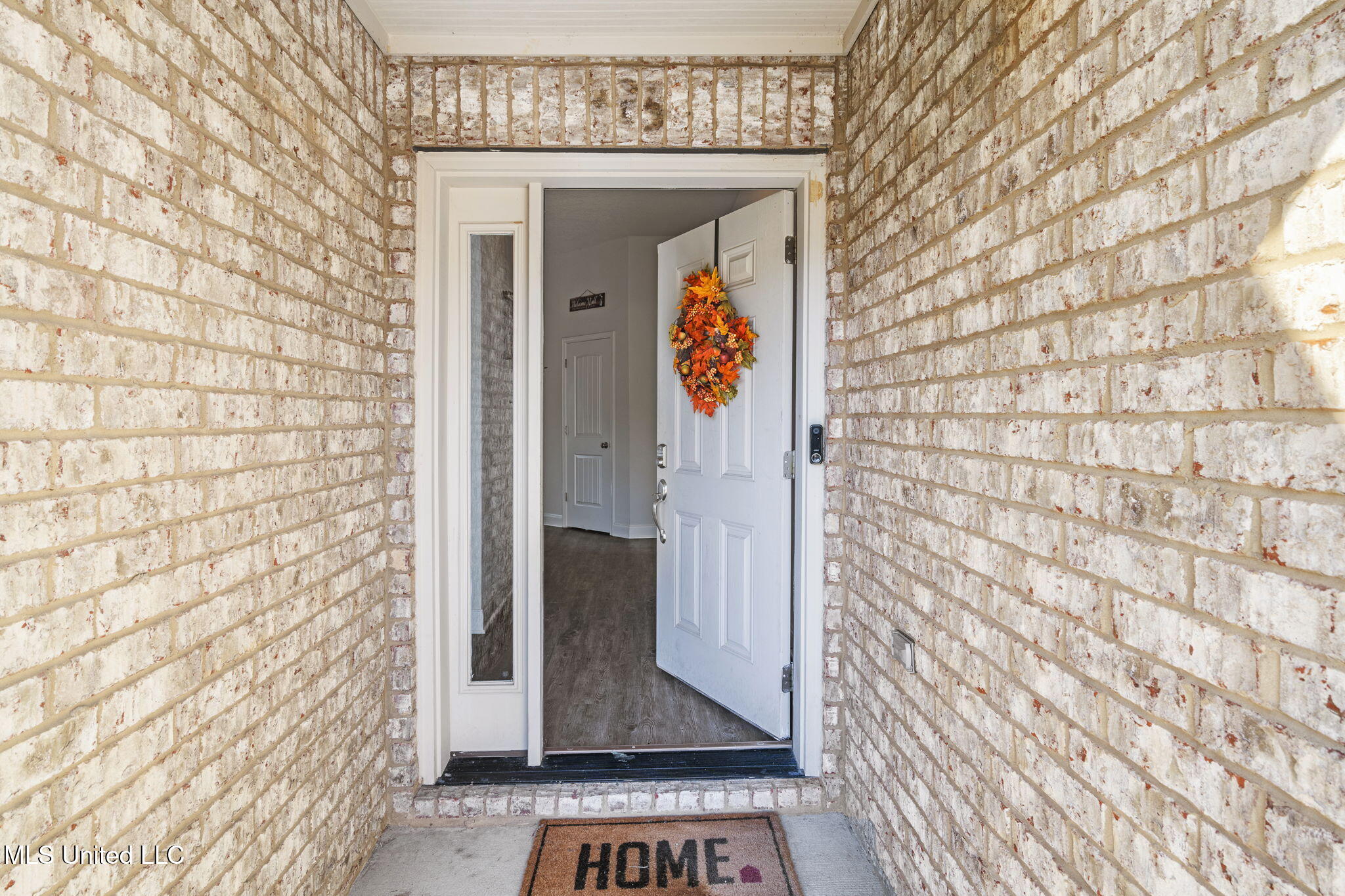 Southaven, Mississippi 38672, United States, 4 Bedrooms Bedrooms, ,2 BathroomsBathrooms,Residential,Active,219610