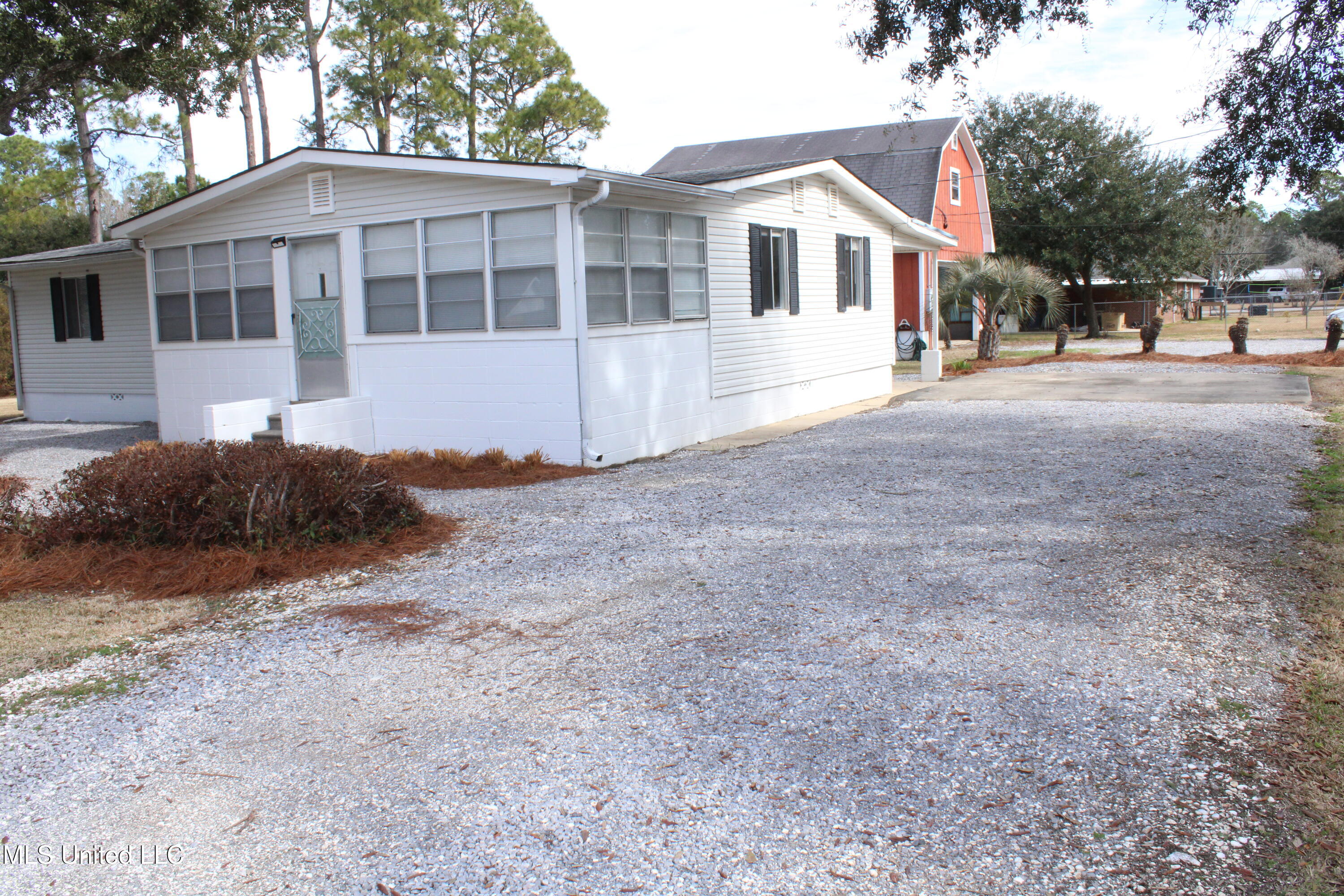 9012 Point Aux Chenes Road, Ocean Springs, Mississippi image 3