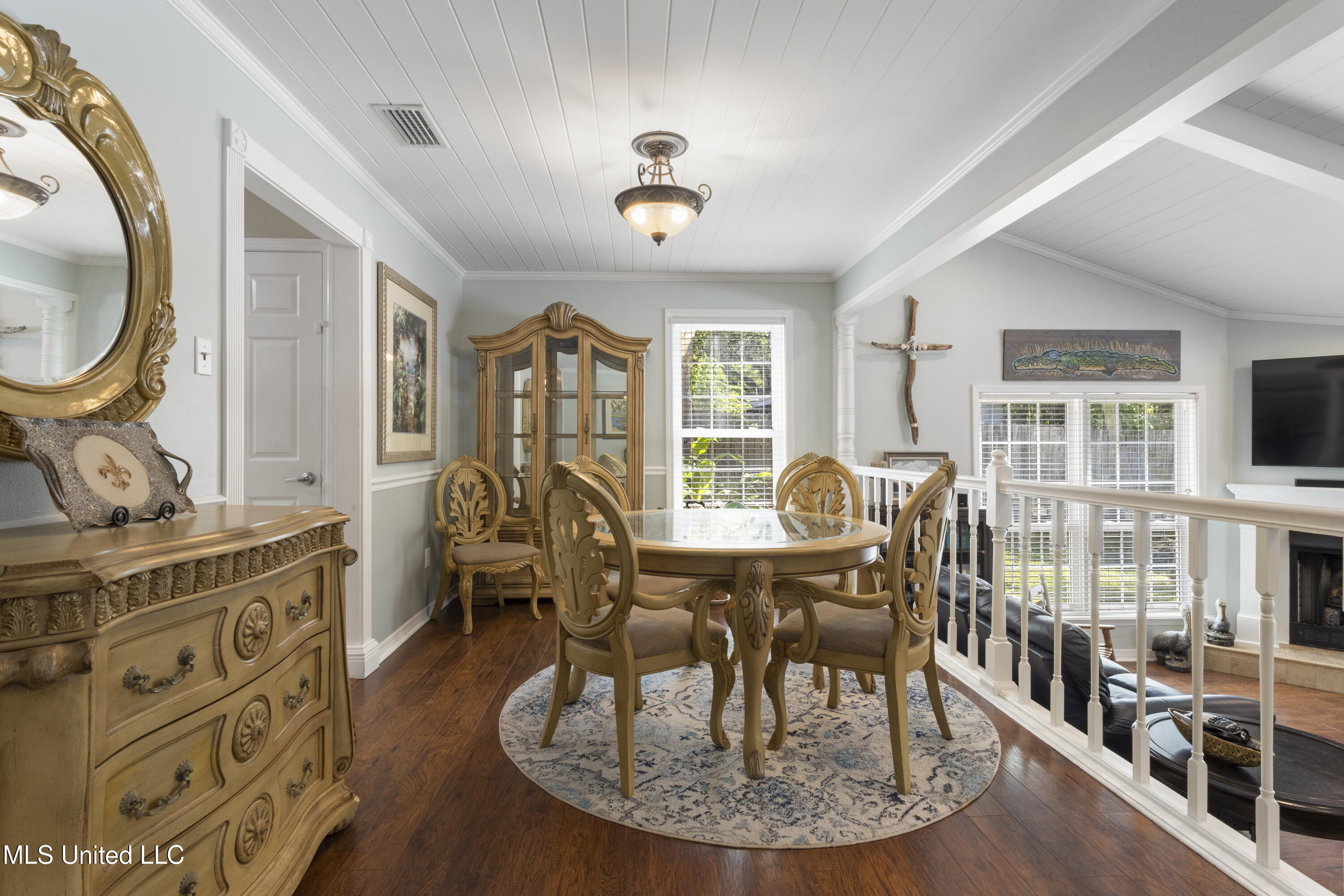 2637 Valleywood Drive, Gautier, Mississippi image 11