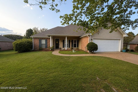 Homes For Sale - 2023 S Cobblestone Cove<br/> Brandon, MS 39042