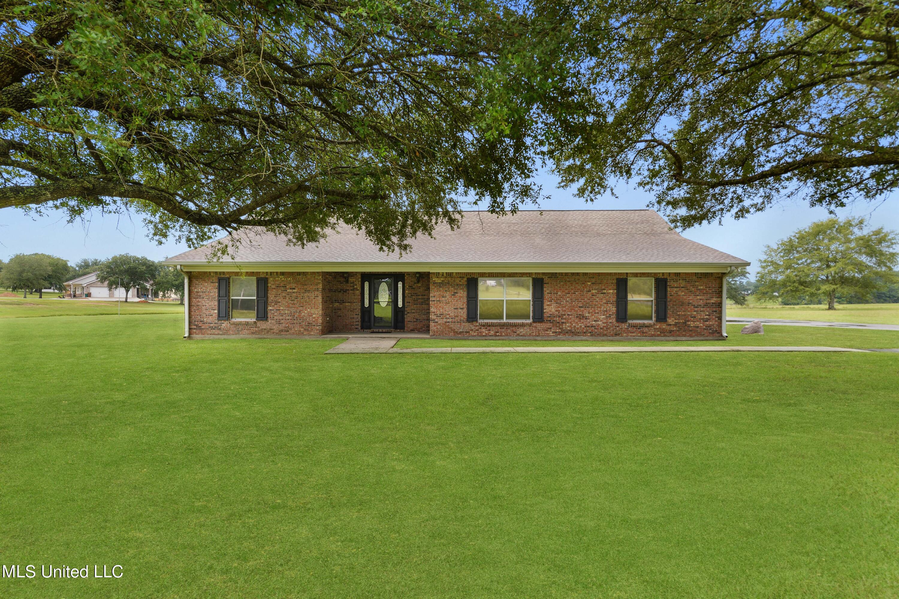 16393 Aura Drive, Gulfport, Mississippi image 1