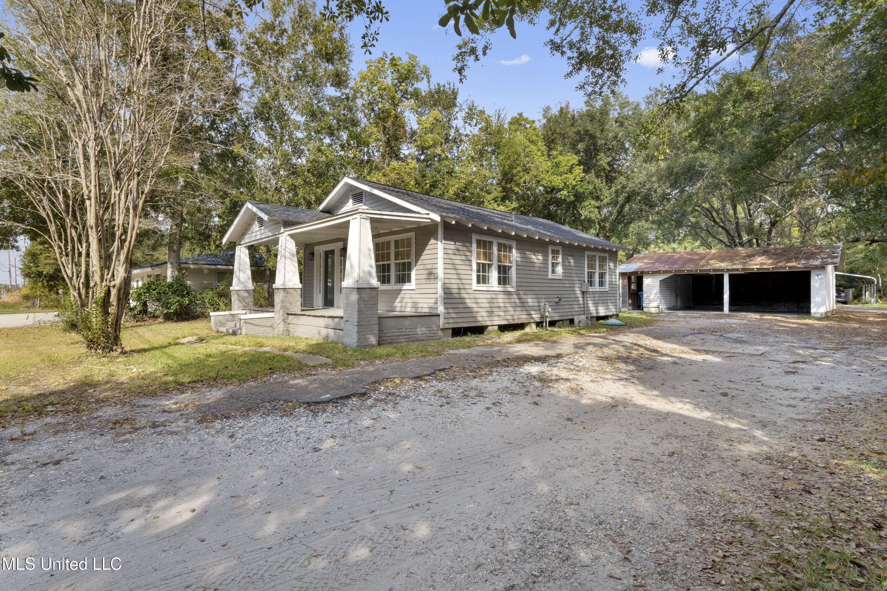 14312 Lemoyne Boulevard, Biloxi, Mississippi image 2