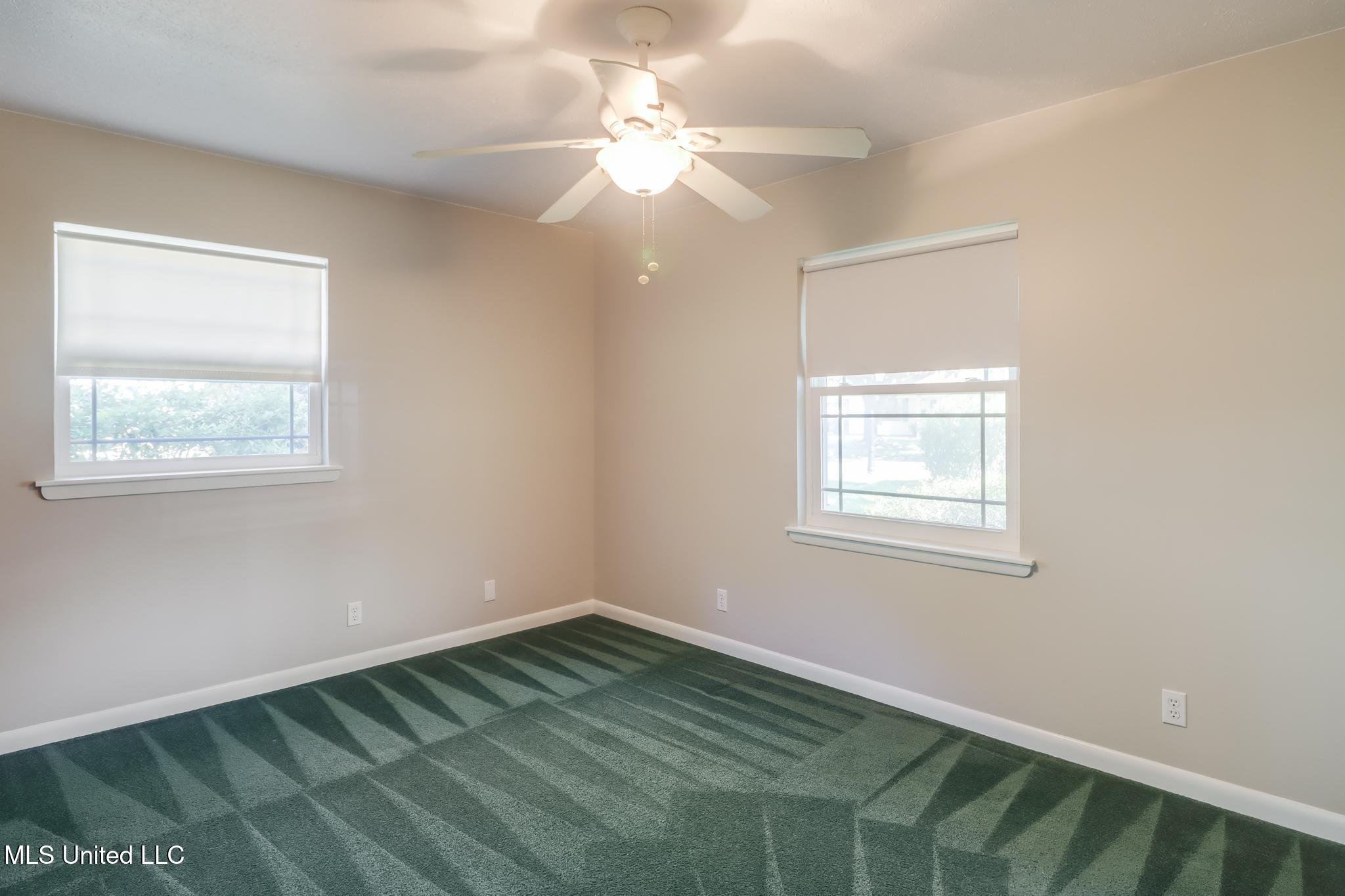 2802 Ridgewood Avenue, Pascagoula, Mississippi image 23