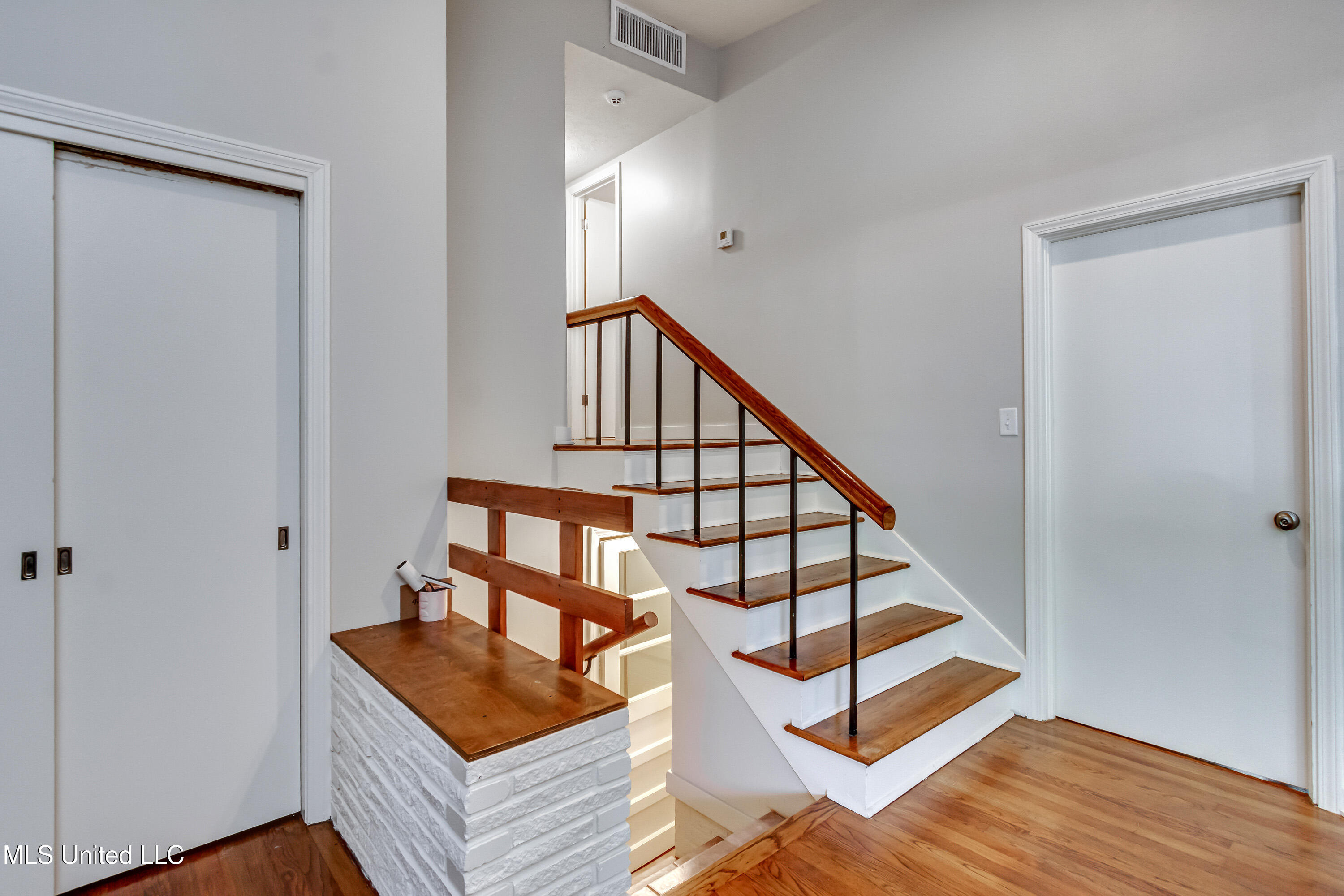 4007 Berkley Drive, Jackson, Mississippi image 24