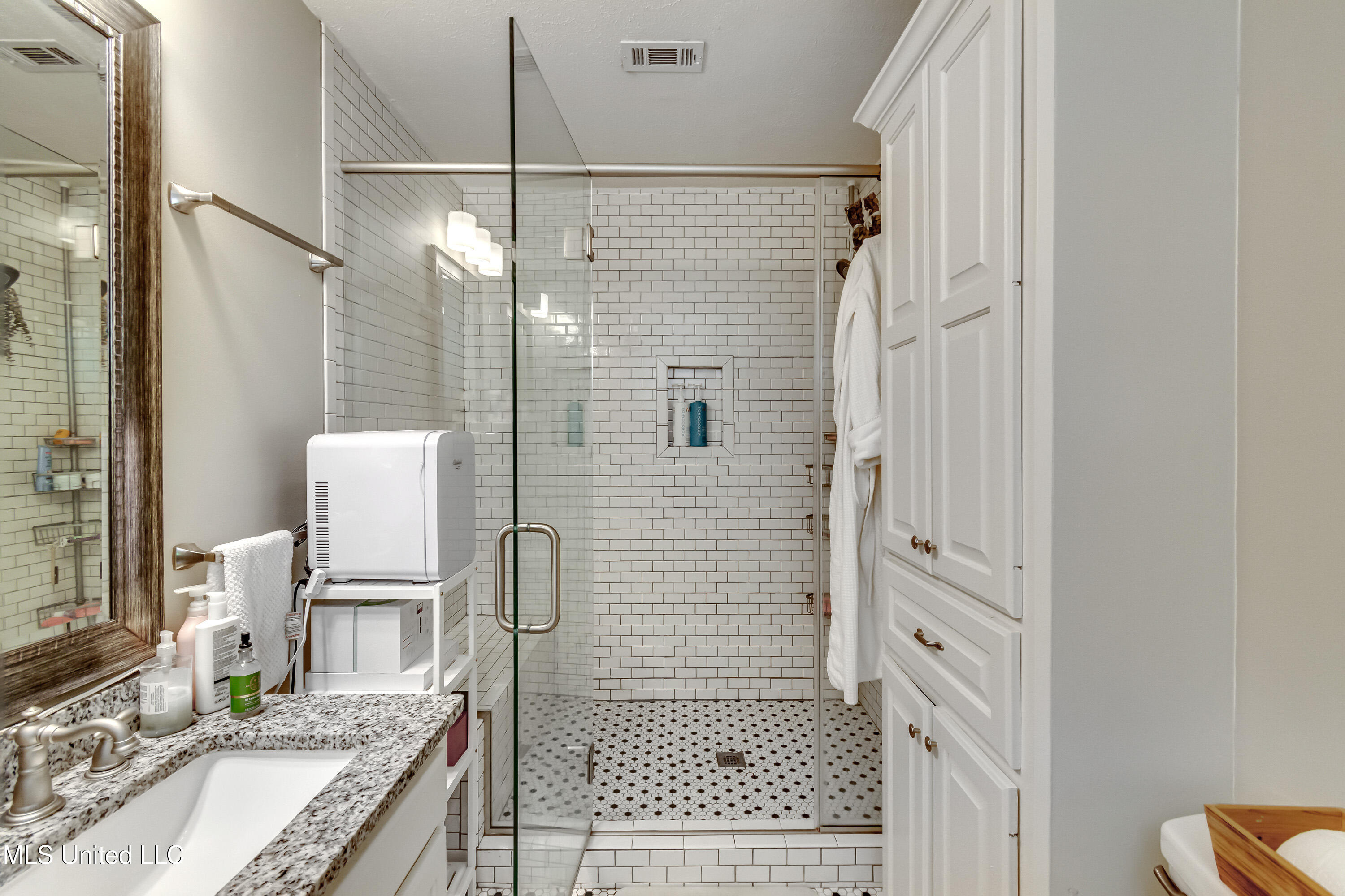 4007 Berkley Drive, Jackson, Mississippi image 29