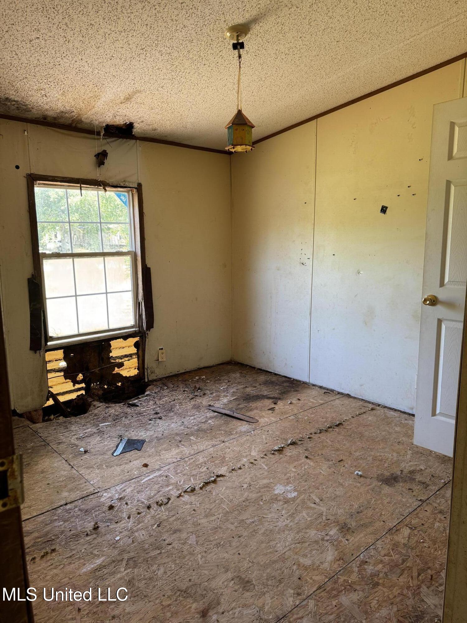 20090 Nells Road, Saucier, Mississippi image 9