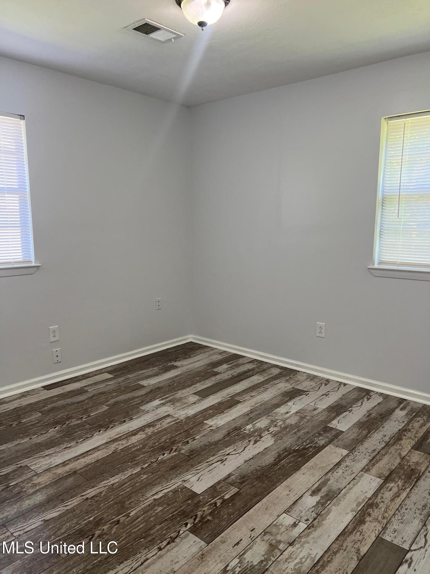 213 E Second Street, Long Beach, Mississippi image 6
