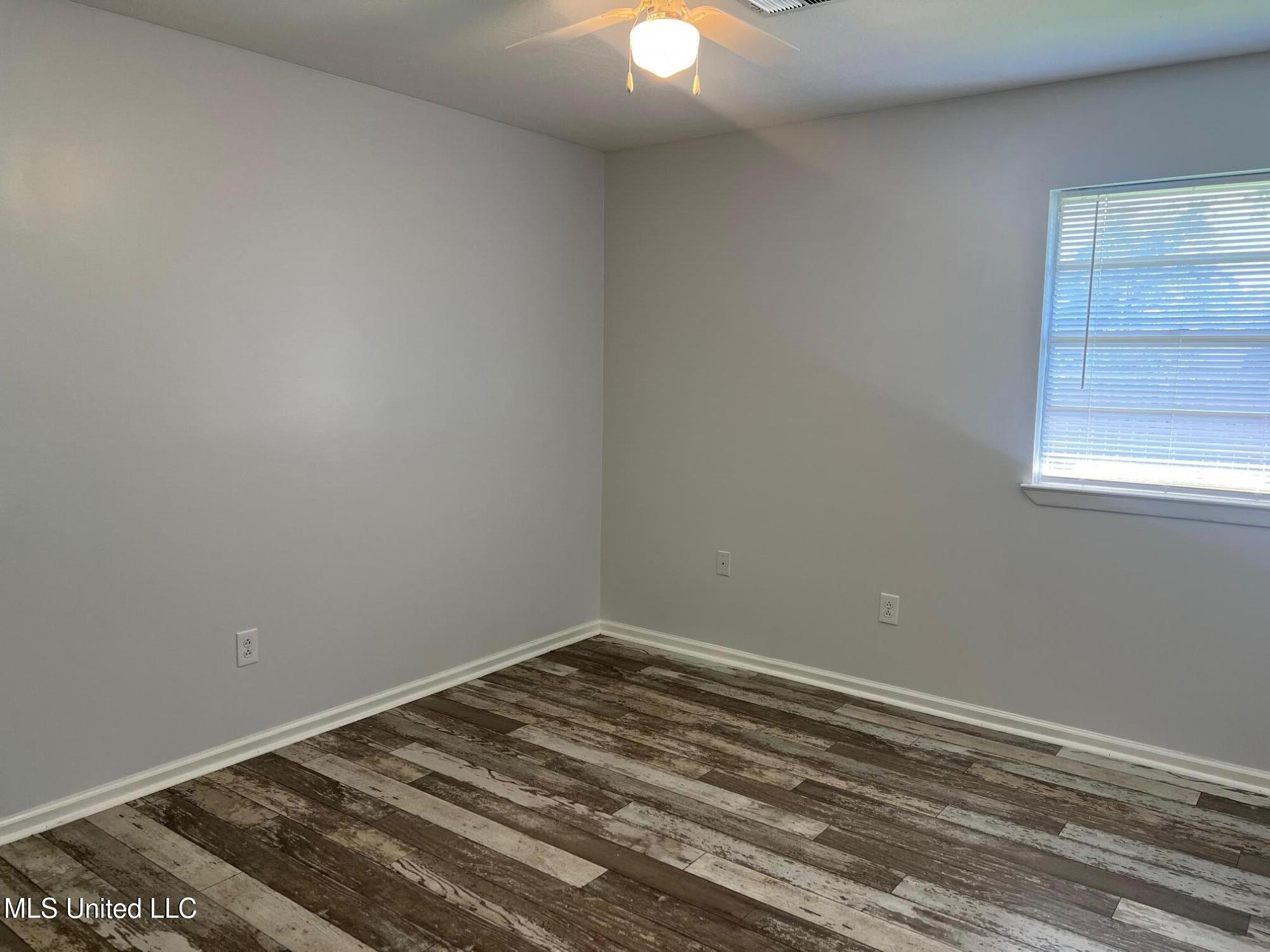 213 E Second Street, Long Beach, Mississippi image 7