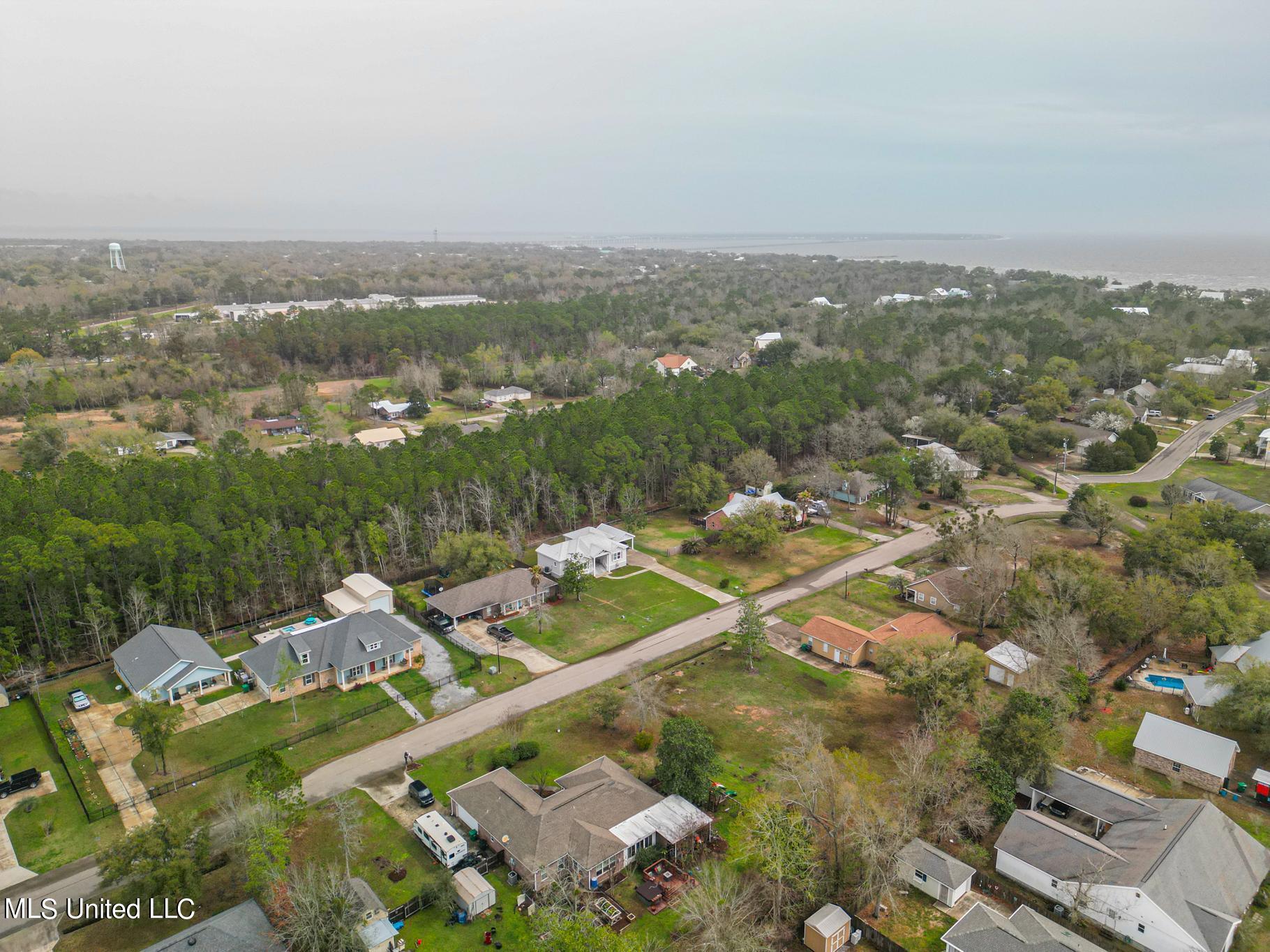 Henley Place, Bay Saint Louis, Mississippi image 9