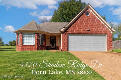 Homes For Sale - 4320 Shadow Ridge Drive<br/> Horn Lake, MS 38637