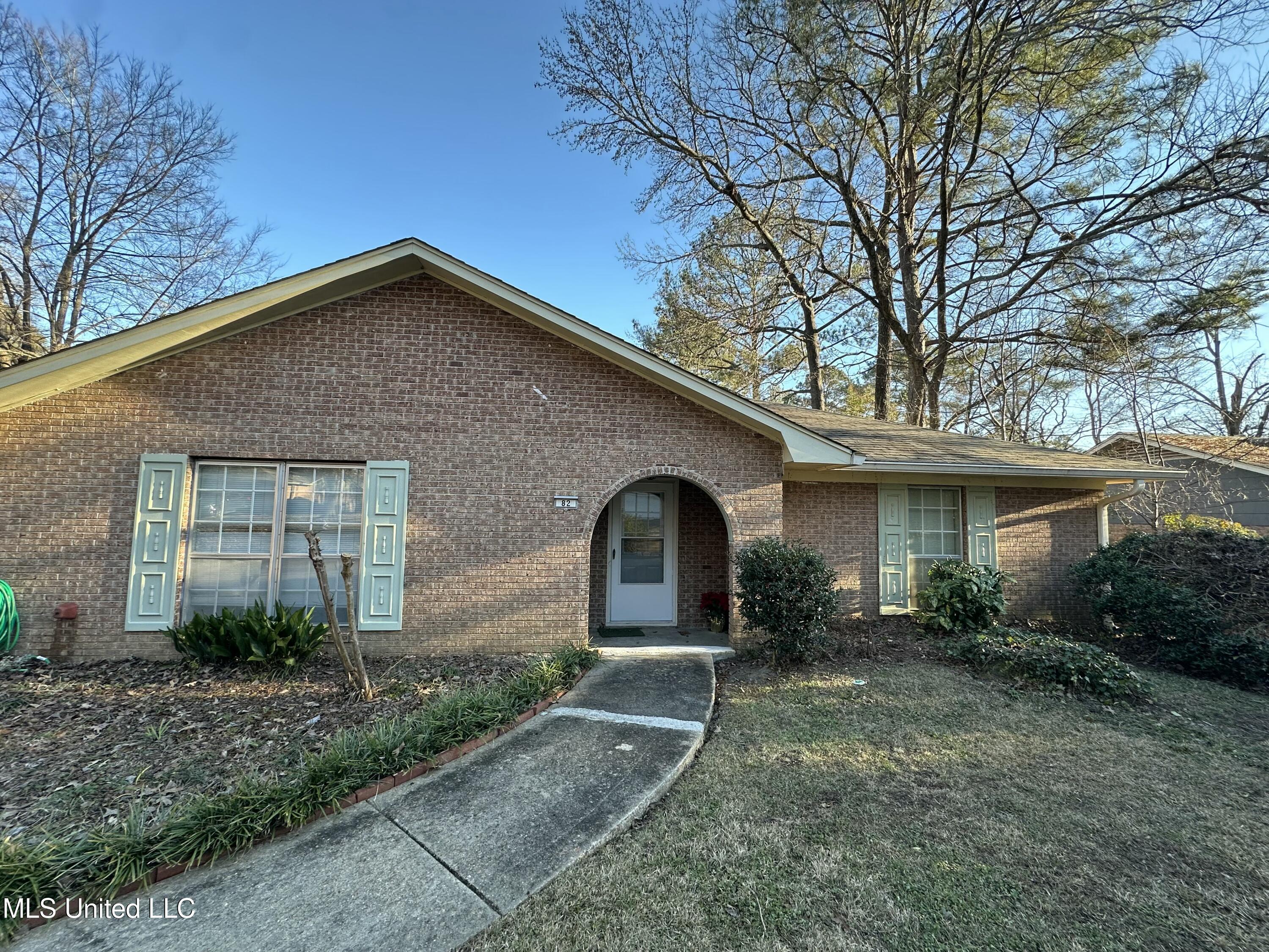 82 Wild Grove Place, Brandon, Mississippi image 2