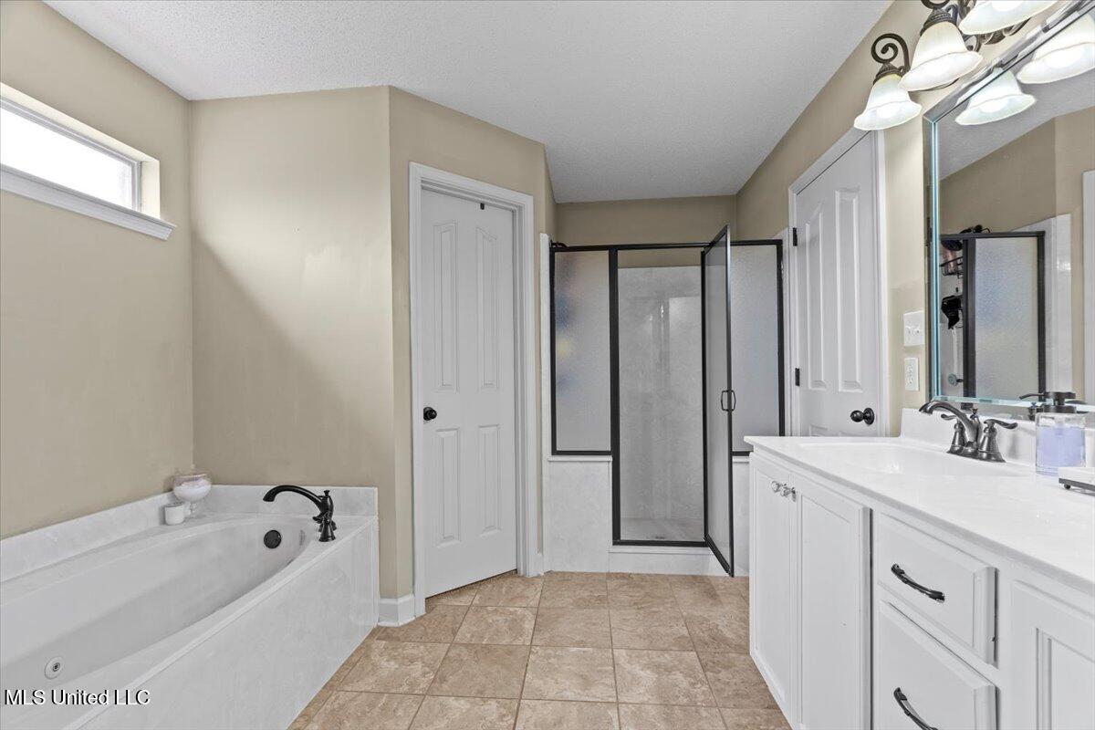 8371 Pinnacle Drive, Southaven, Mississippi image 16