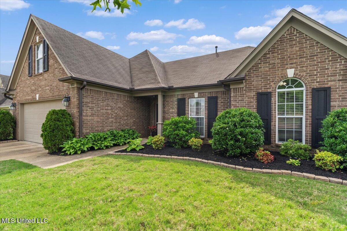 8371 Pinnacle Drive, Southaven, Mississippi image 2