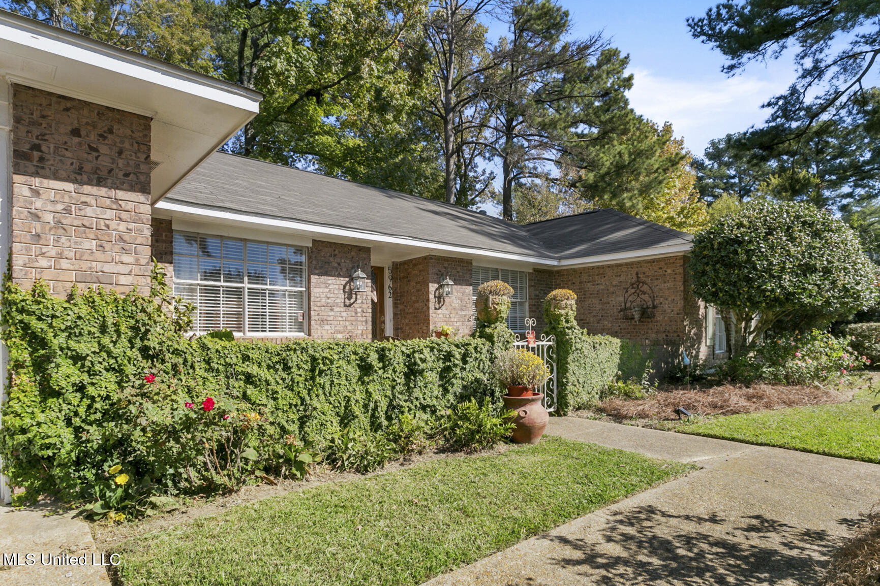 5962 Baxter Drive, Jackson, Mississippi image 2