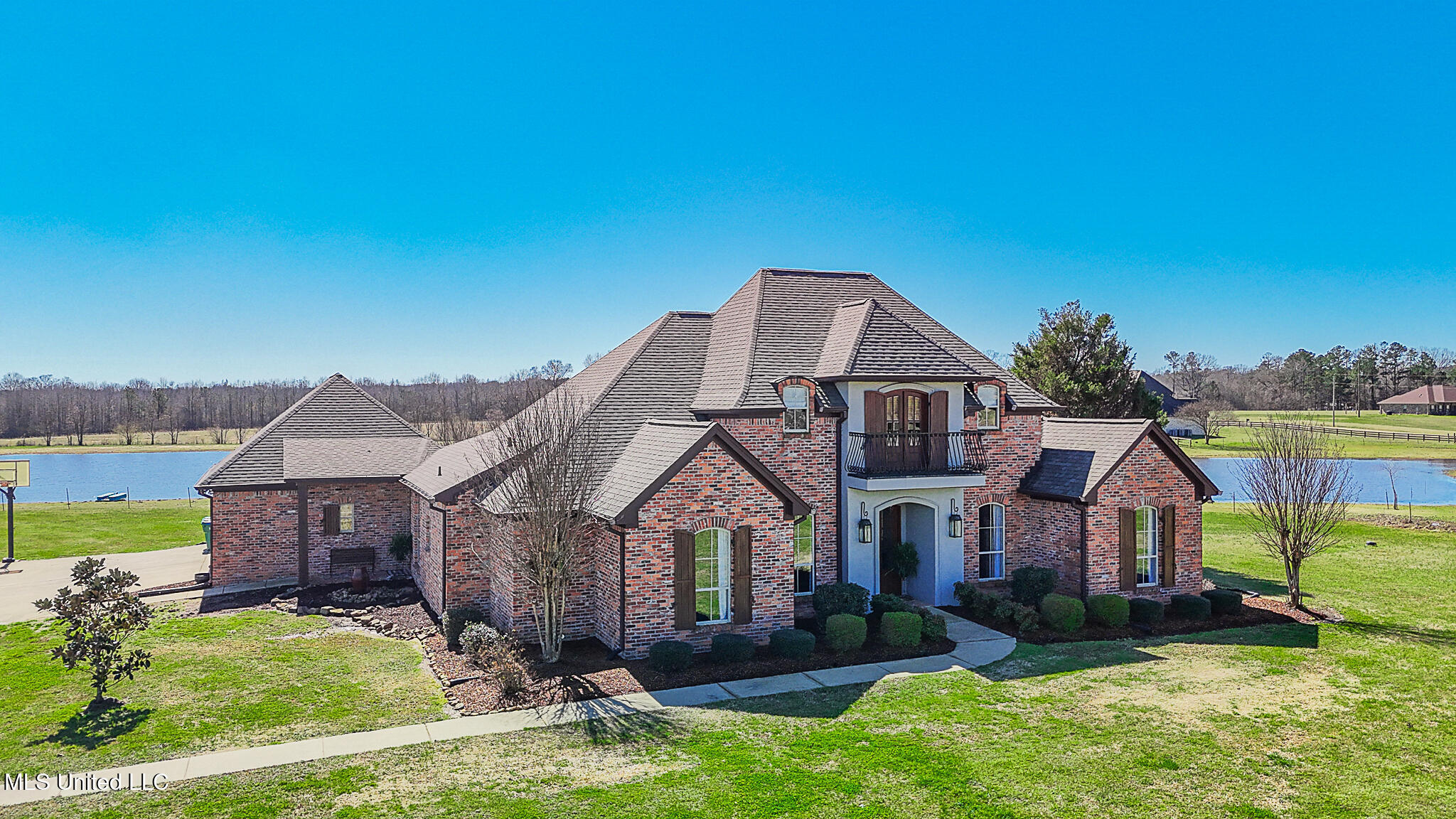 1745 Alana Drive, Terry, Mississippi image 2