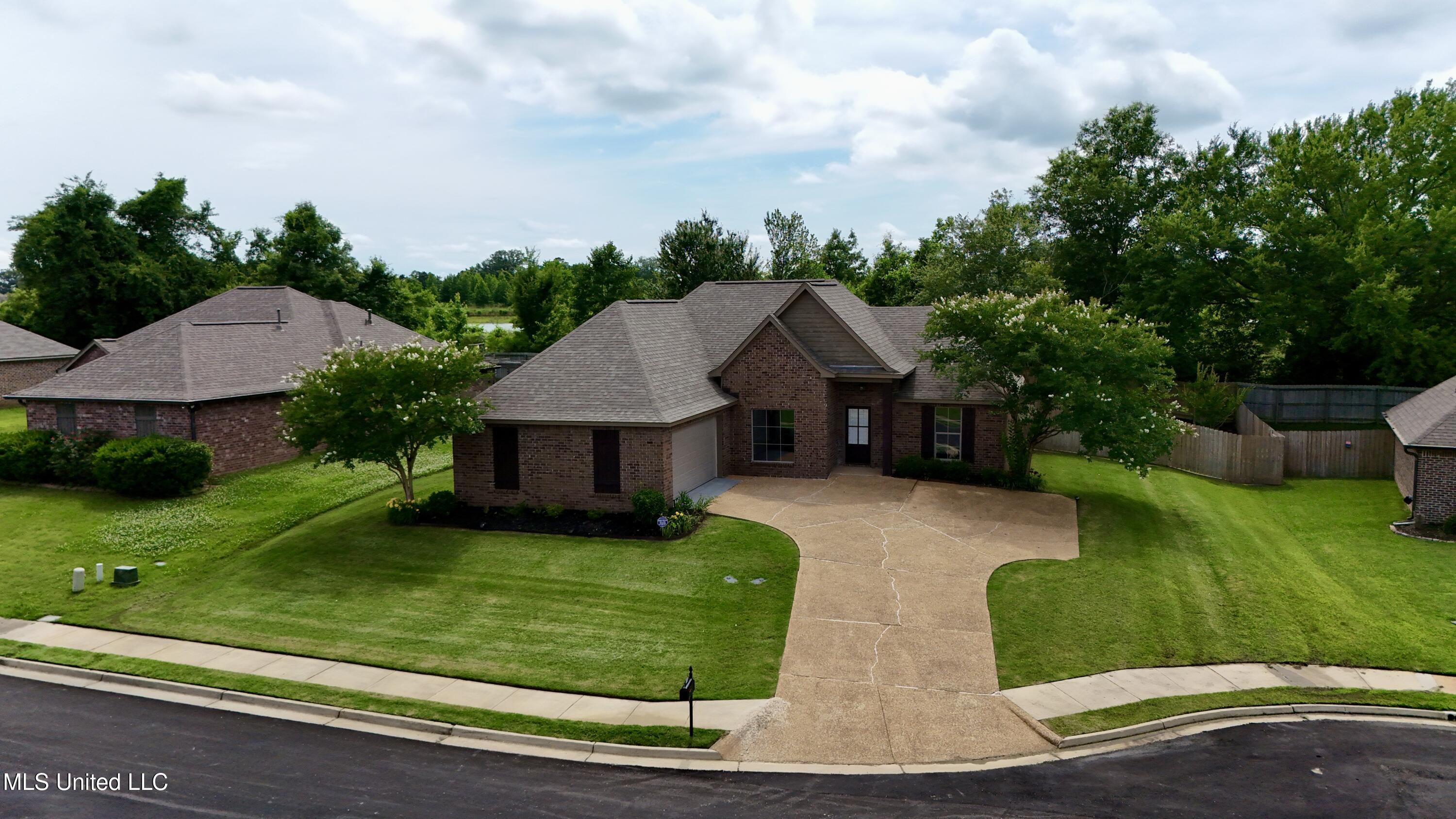 172 Lakeway Drive, Madison, Mississippi image 3