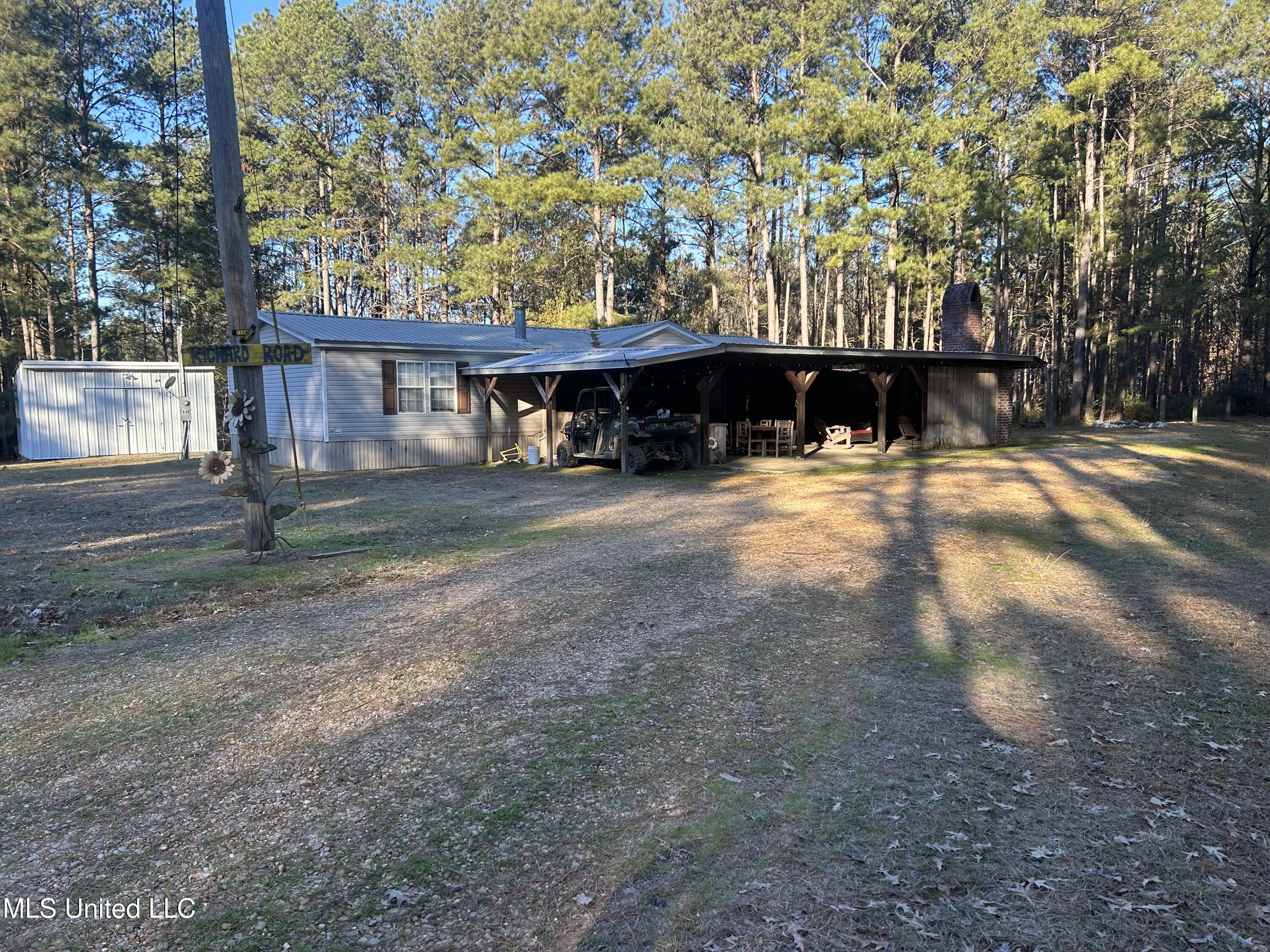 Willie Neyland Road Road, Centreville, Mississippi image 2