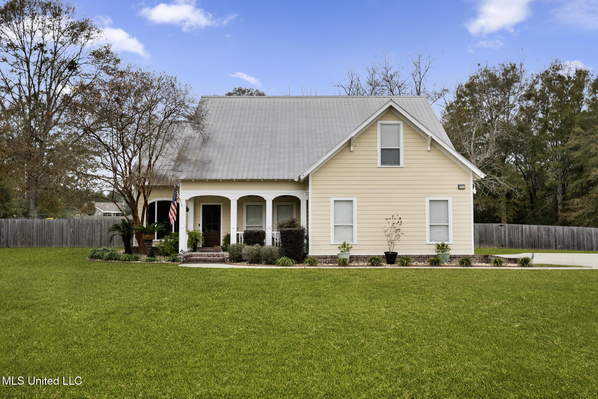 18079 Pecan Court, Saucier, Mississippi image 1