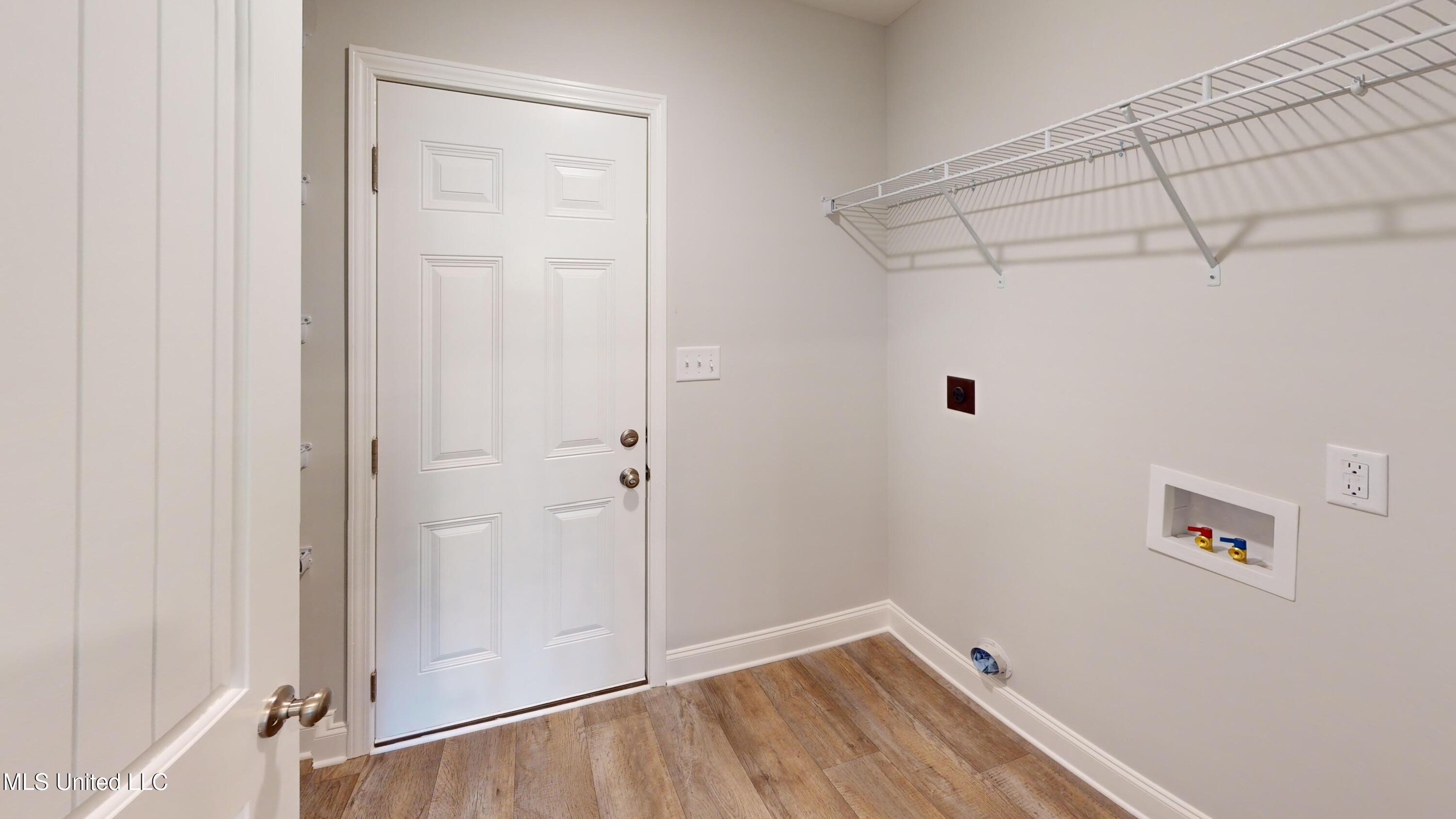 7913 Gardendale Drive, Olive Branch, Mississippi image 22
