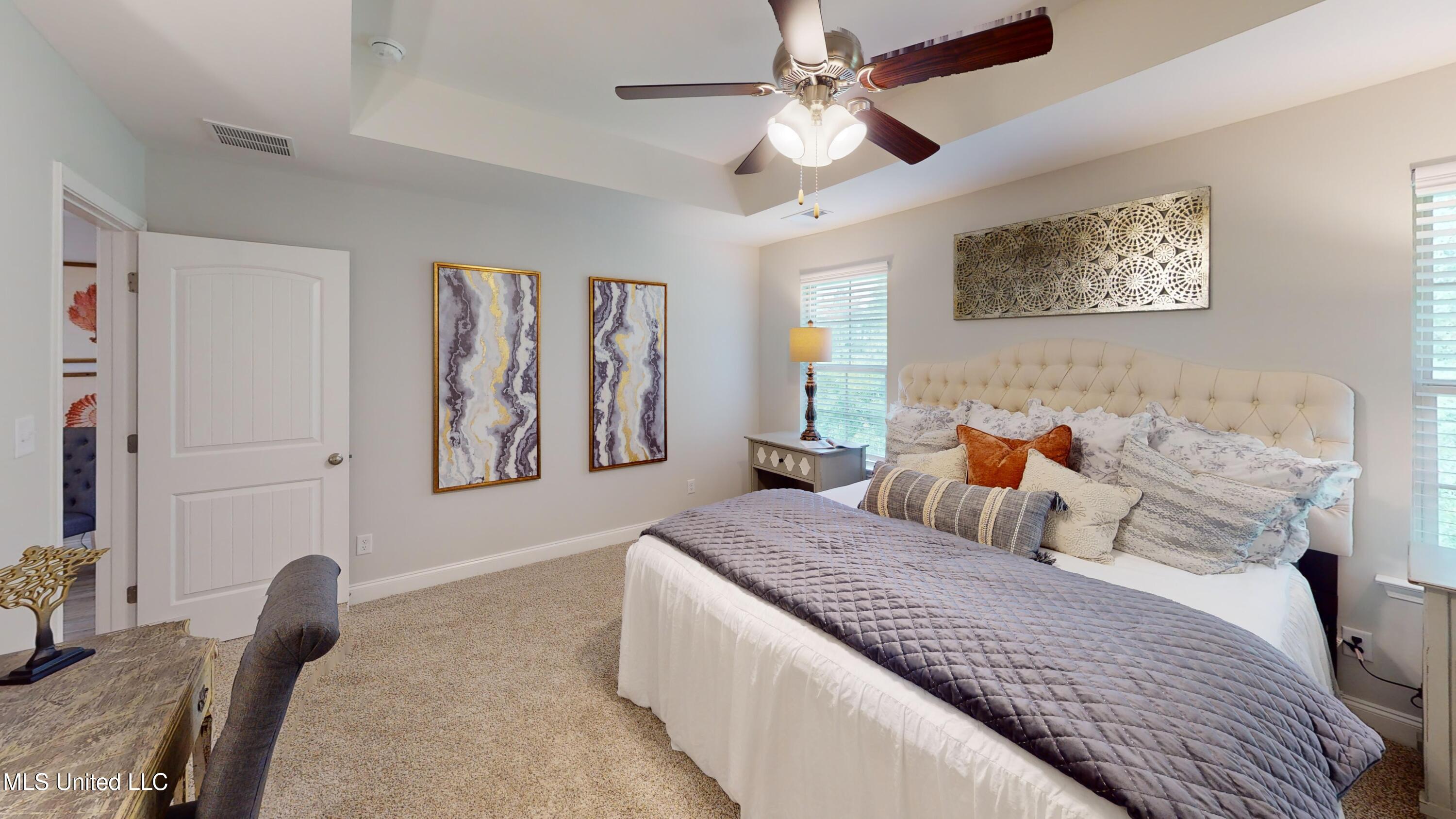 7913 Gardendale Drive, Olive Branch, Mississippi image 13