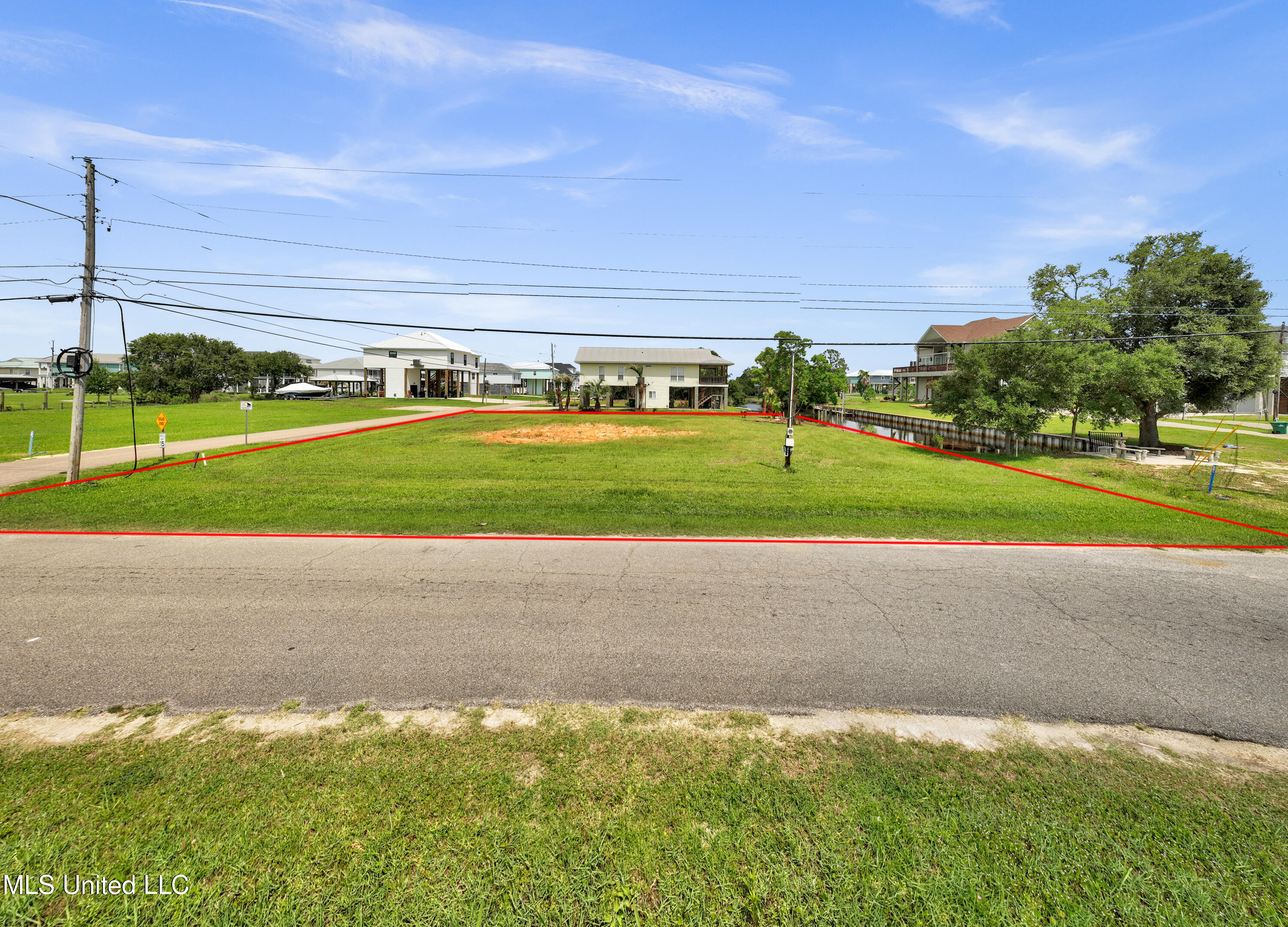 101 Edith Drive, Bay Saint Louis, Mississippi image 10