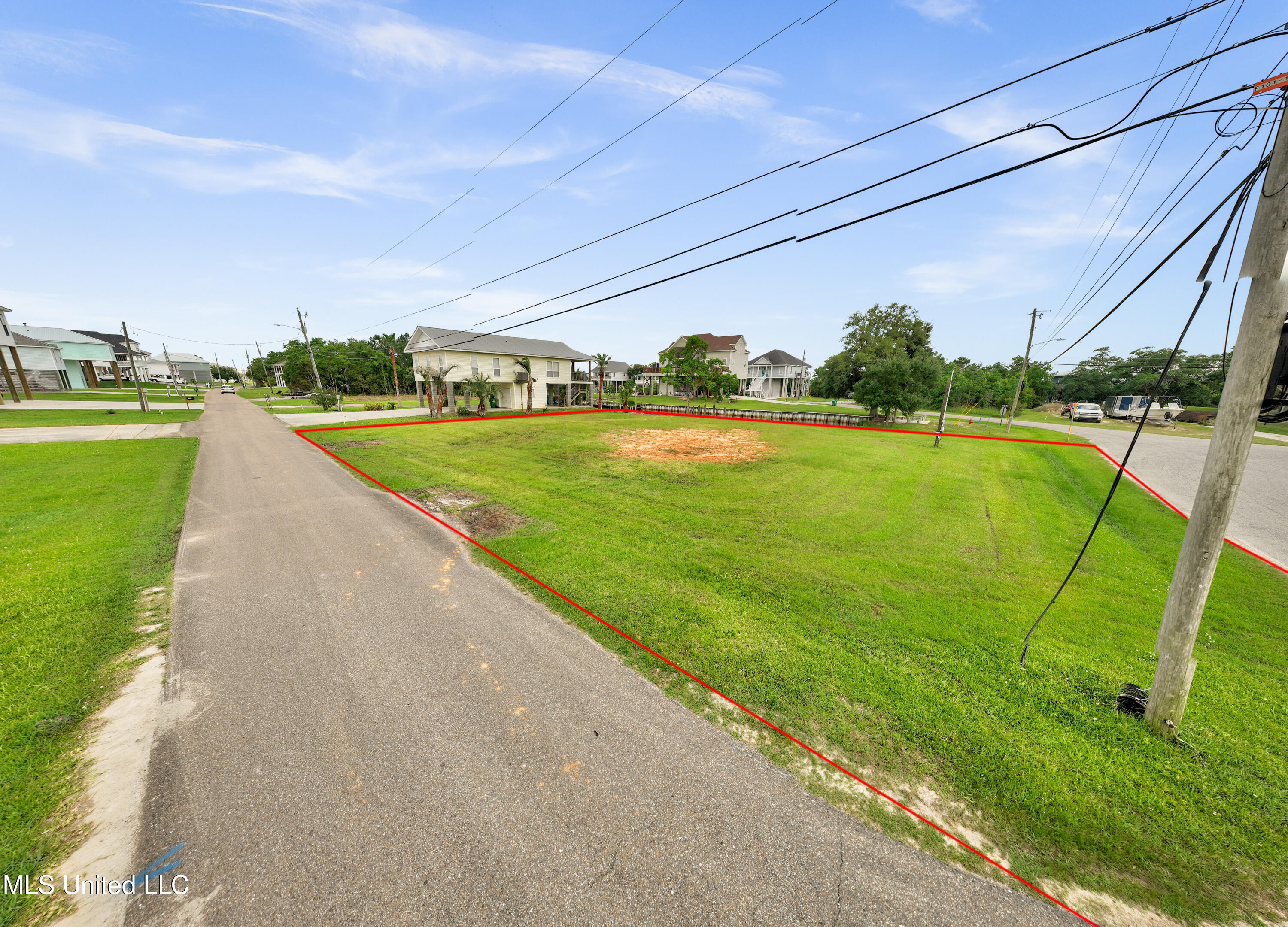 101 Edith Drive, Bay Saint Louis, Mississippi image 8
