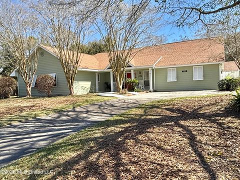 Homes For Sale - 4818 Oakwood Street<br/> Moss Point, MS 39563