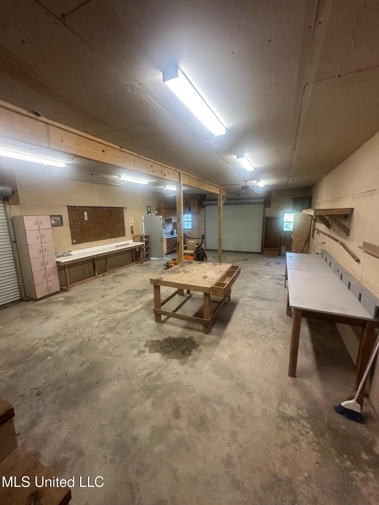 6709 Caraway Road, Moss Point, Mississippi image 15
