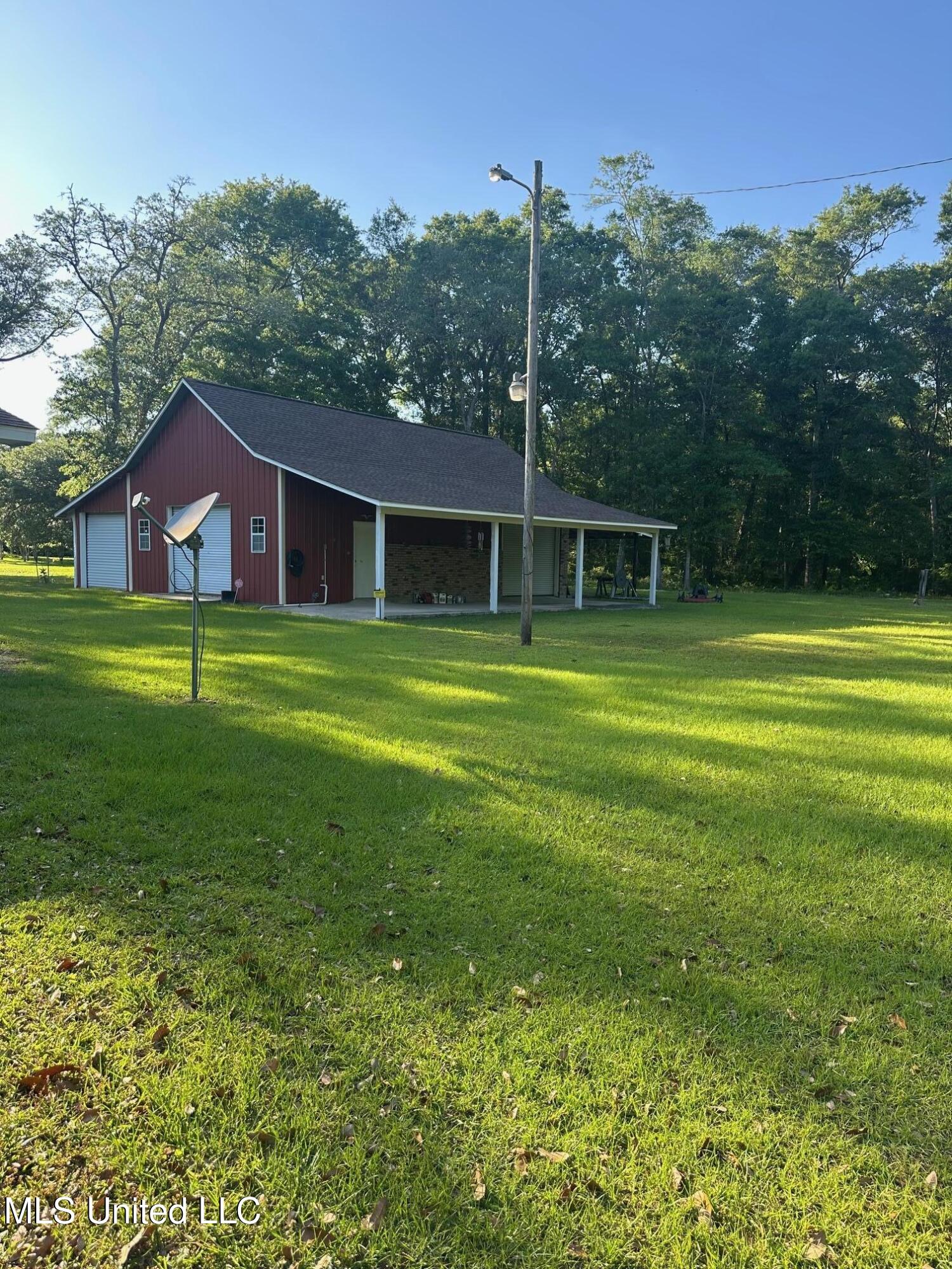 6709 Caraway Road, Moss Point, Mississippi image 8