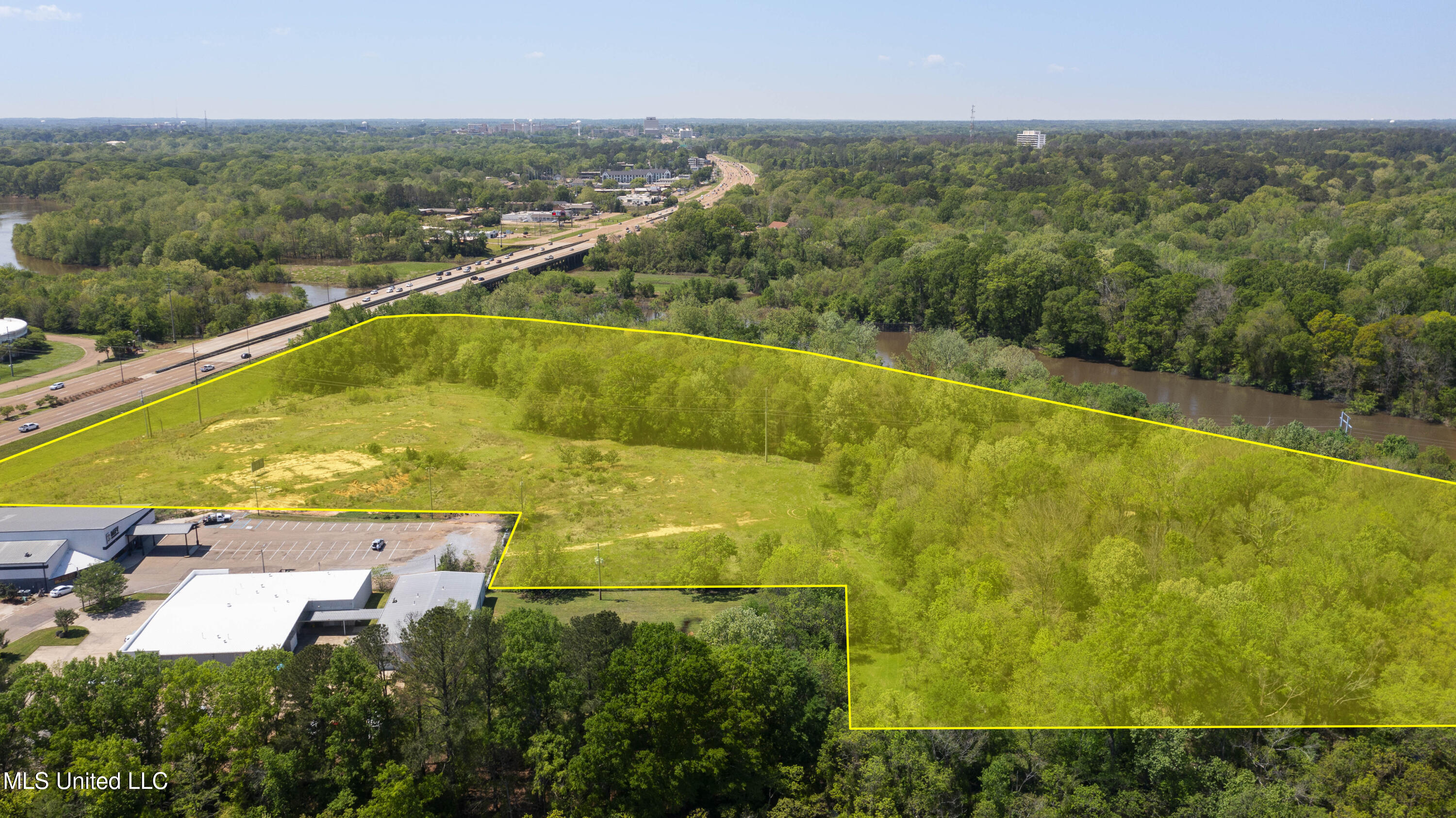 2280 Lakeland Drive, Flowood, Mississippi image 4