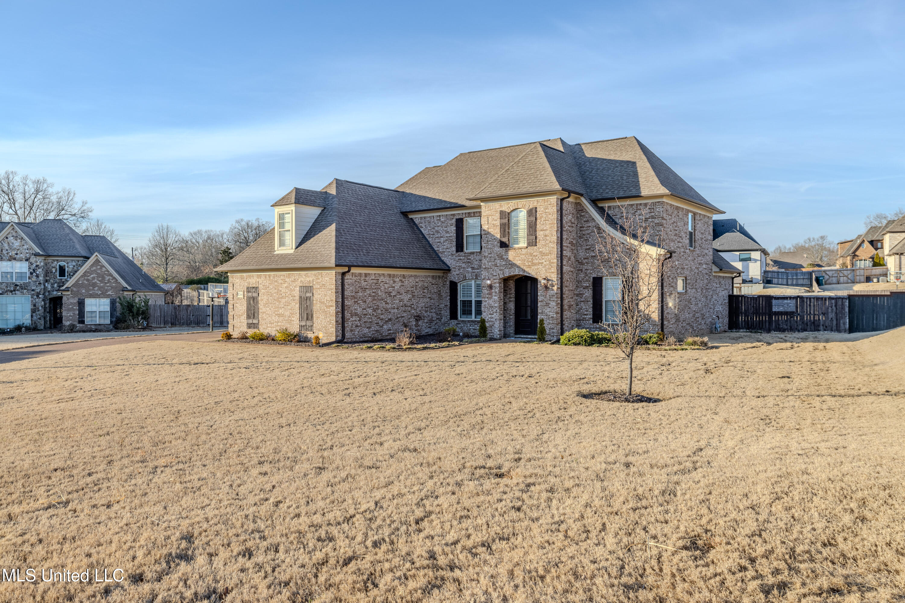 1244 Bennett Cove, Southaven, Mississippi image 2