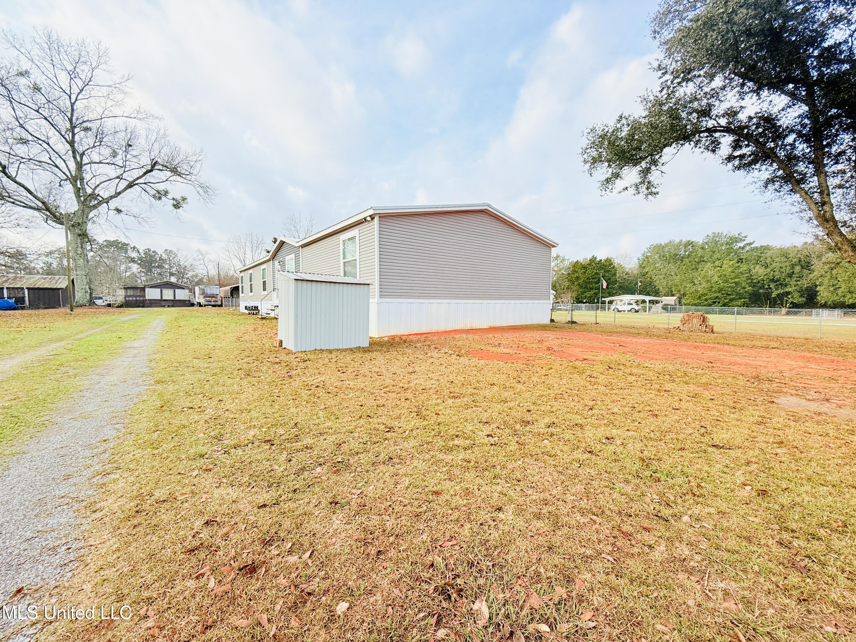 1273 Stonecypher Road, Lucedale, Mississippi image 6