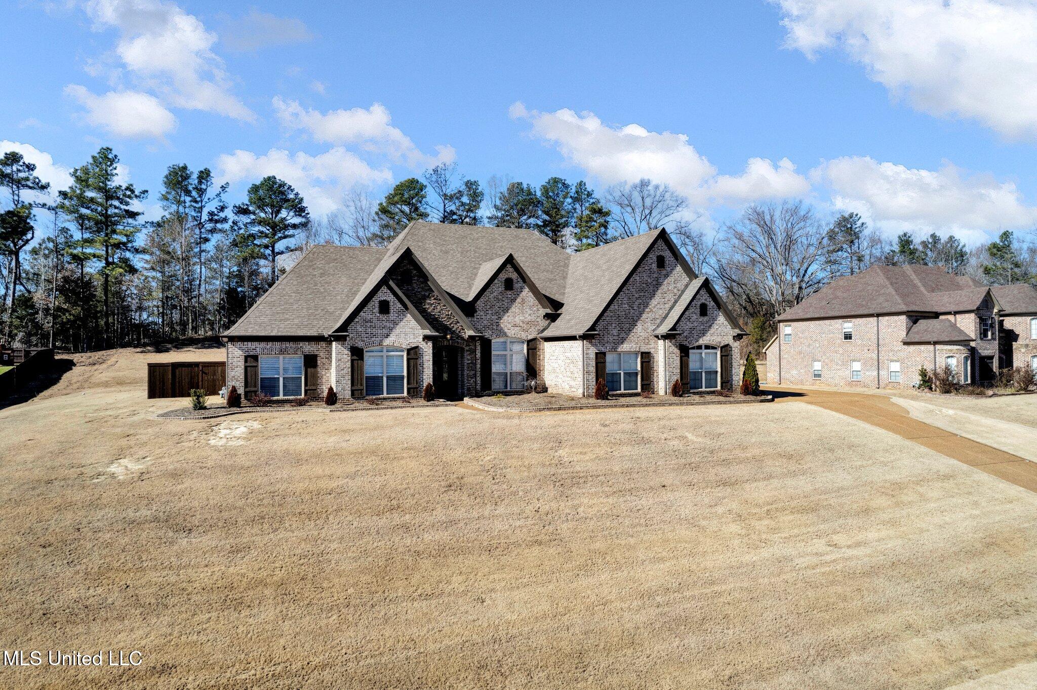 3387 Straw Bridge Road, Olive Branch, Mississippi image 3