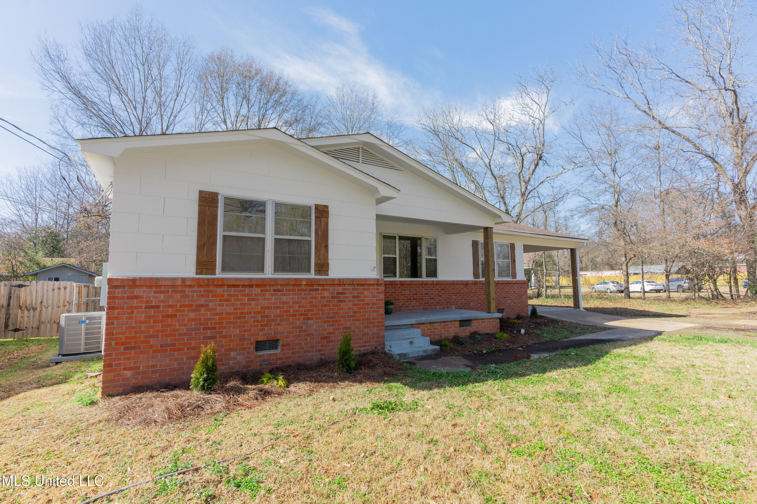 805 Monroe Street, Clinton, Mississippi image 3