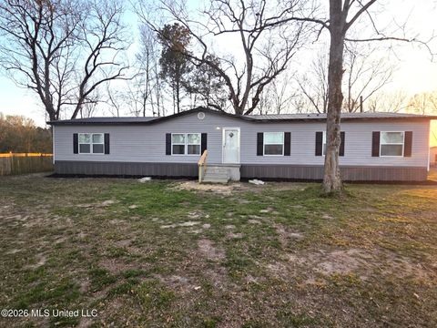 Mobile Home For Sale - 4138 Old Hillsboro Road<br/> Scott County, Forest, MS 39074