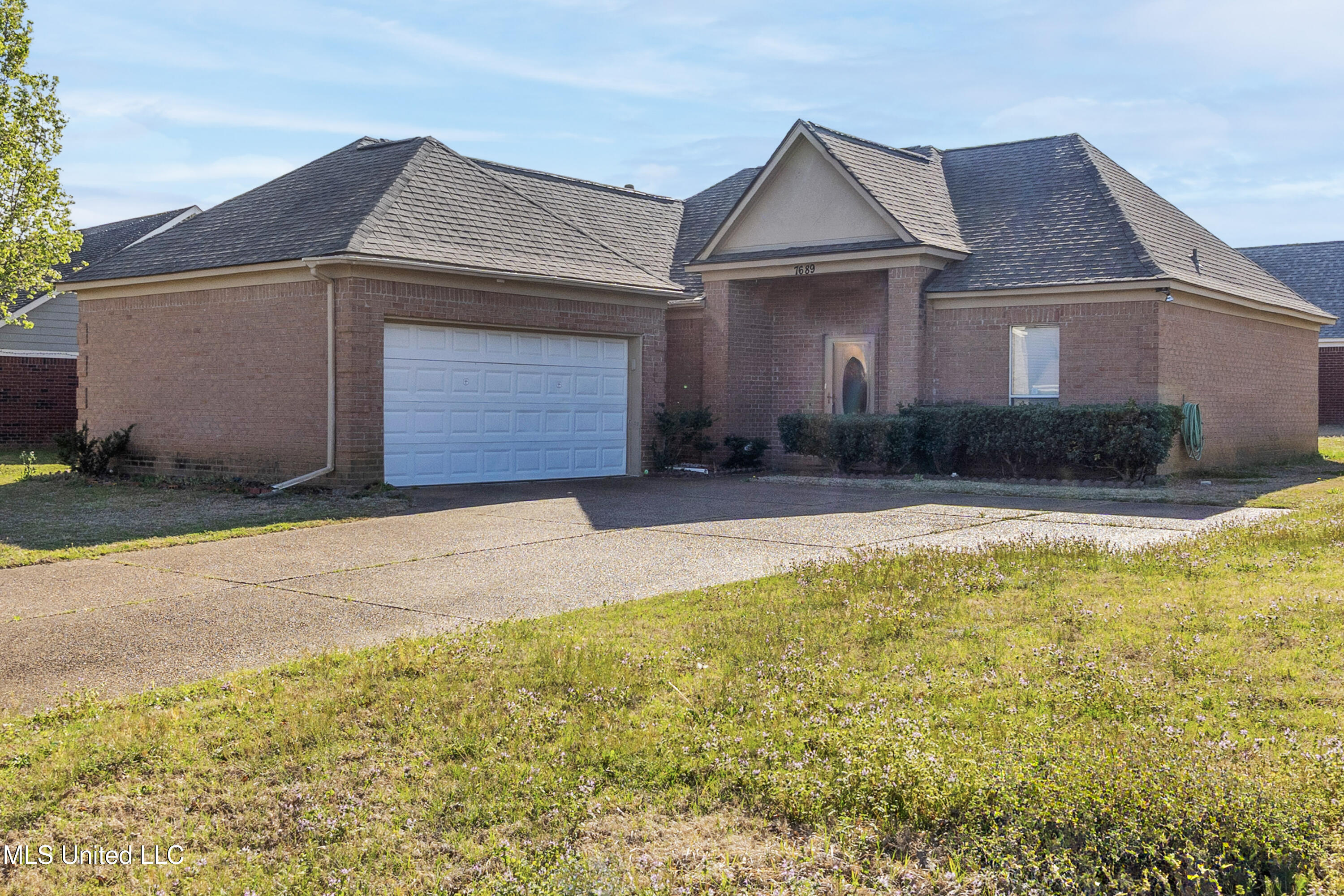 7689 E Wills Way Circle, Walls, Mississippi image 1