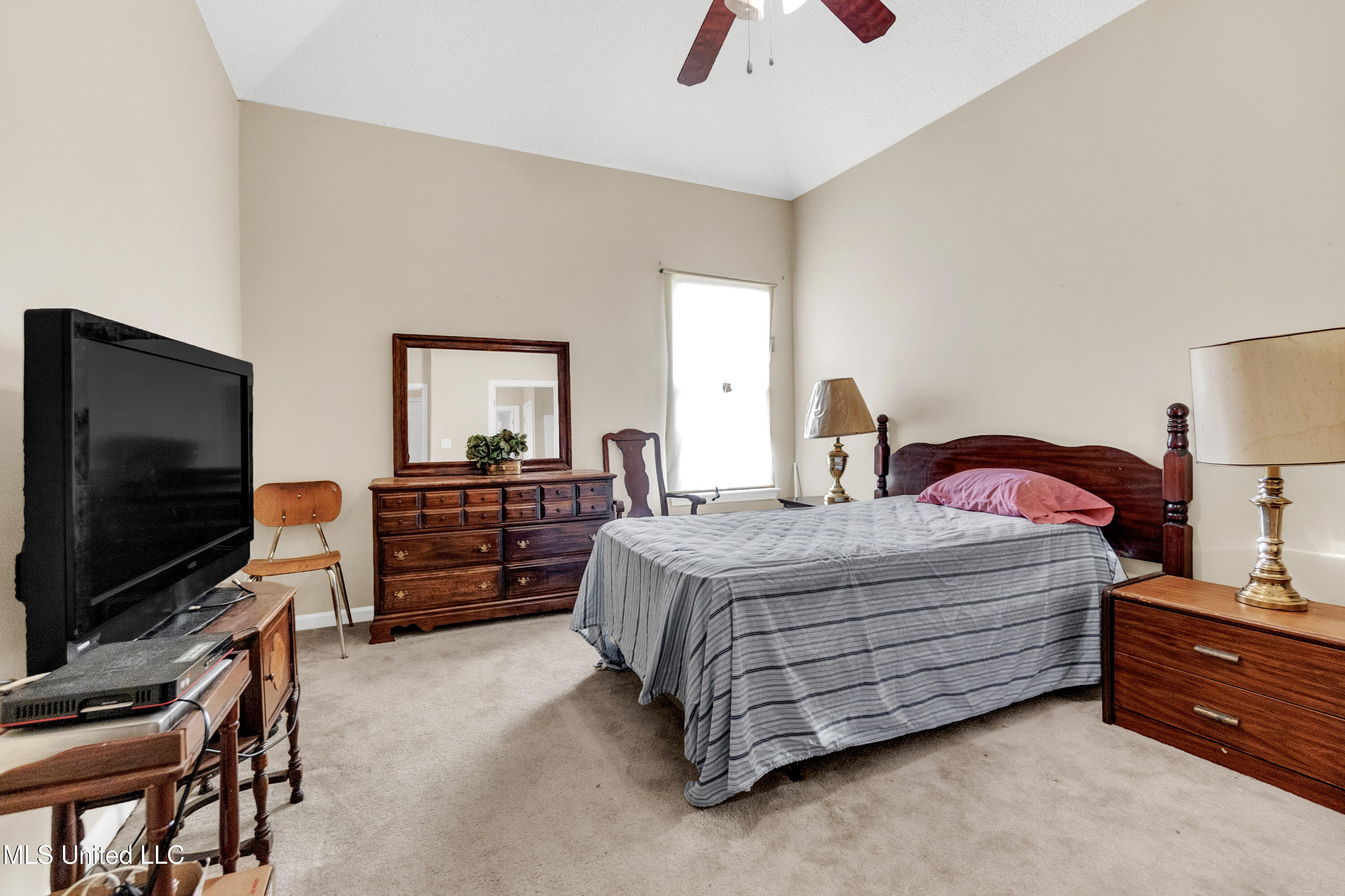 7689 E Wills Way Circle, Walls, Mississippi image 7