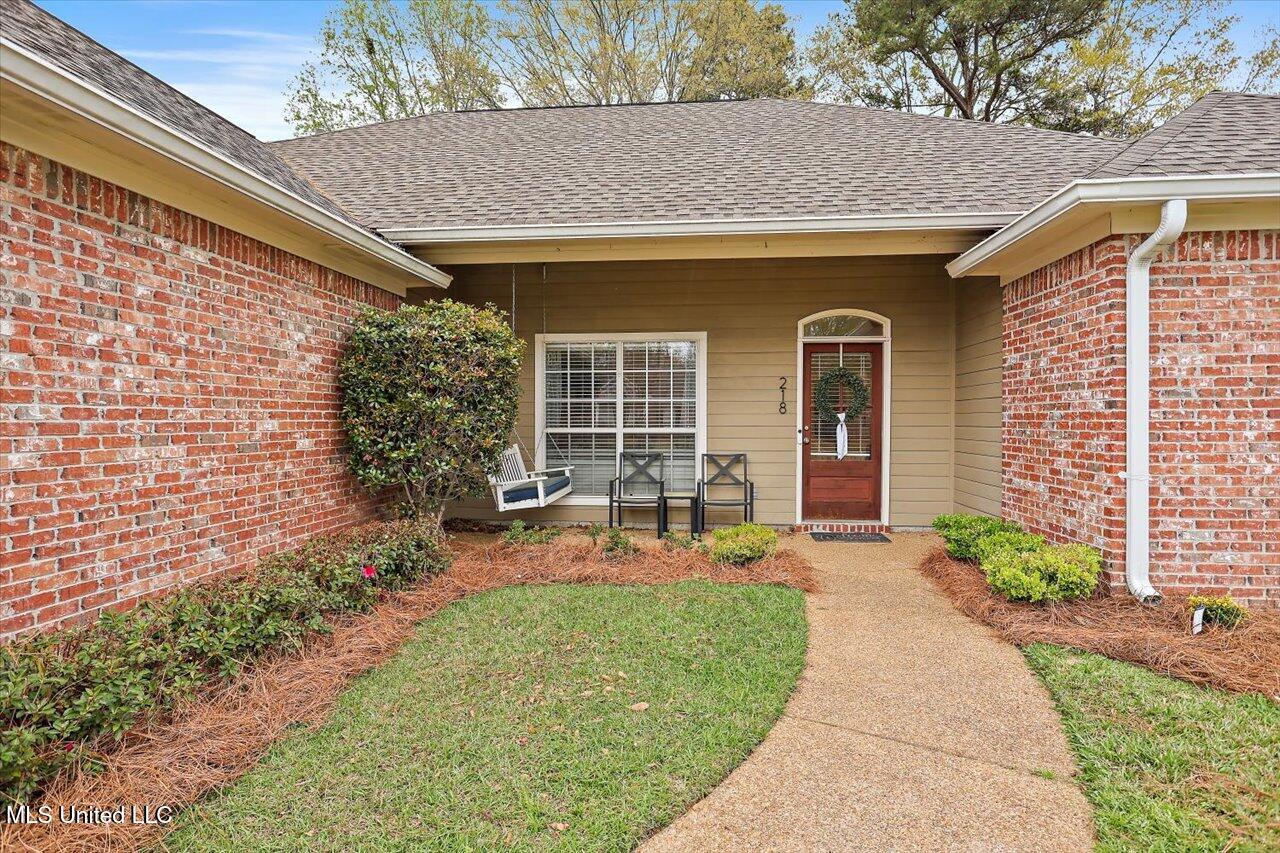 218 Chestnut Drive, Brandon, Mississippi image 4