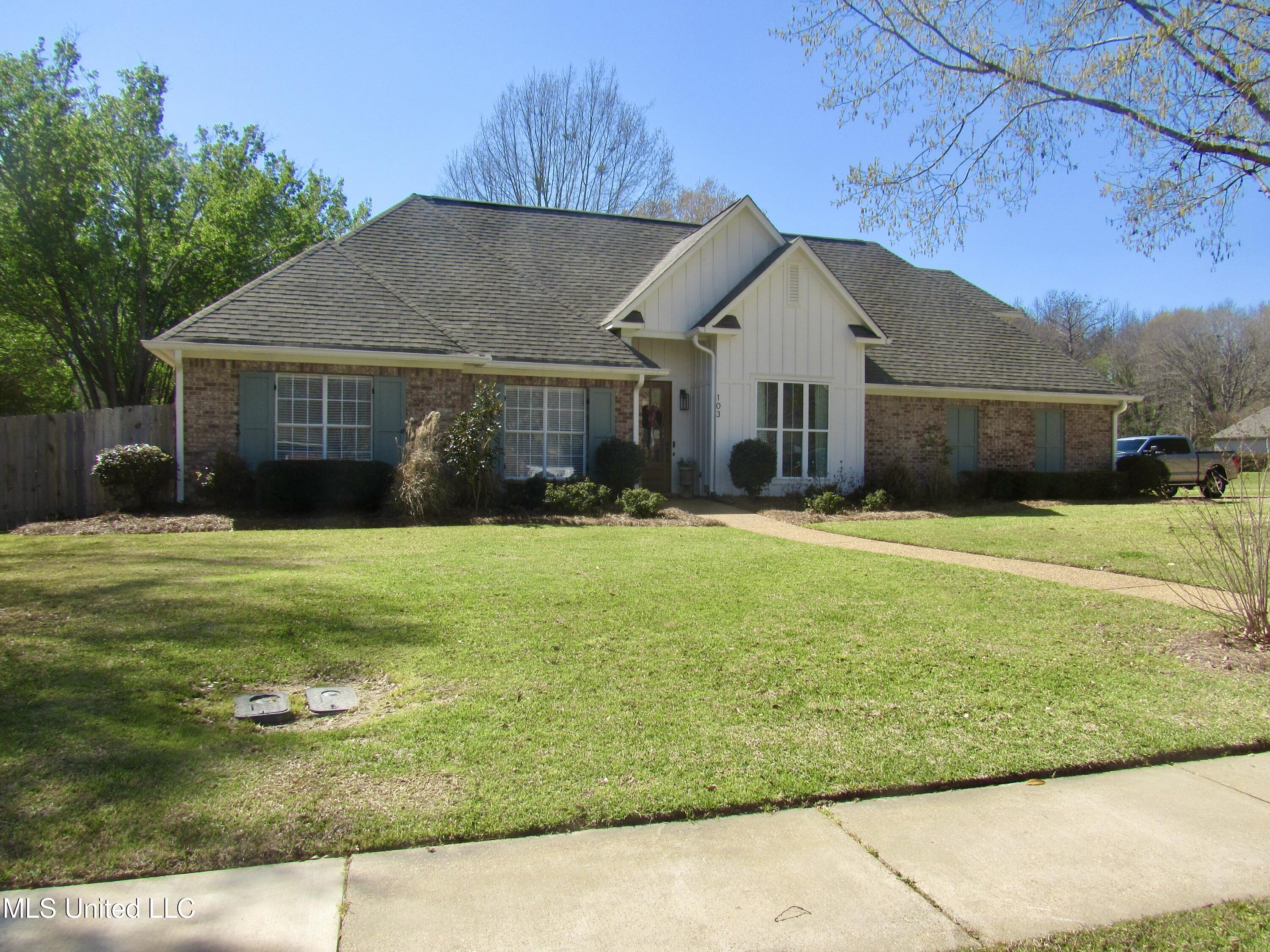 103 Bayberry Lane, Madison, Mississippi image 3