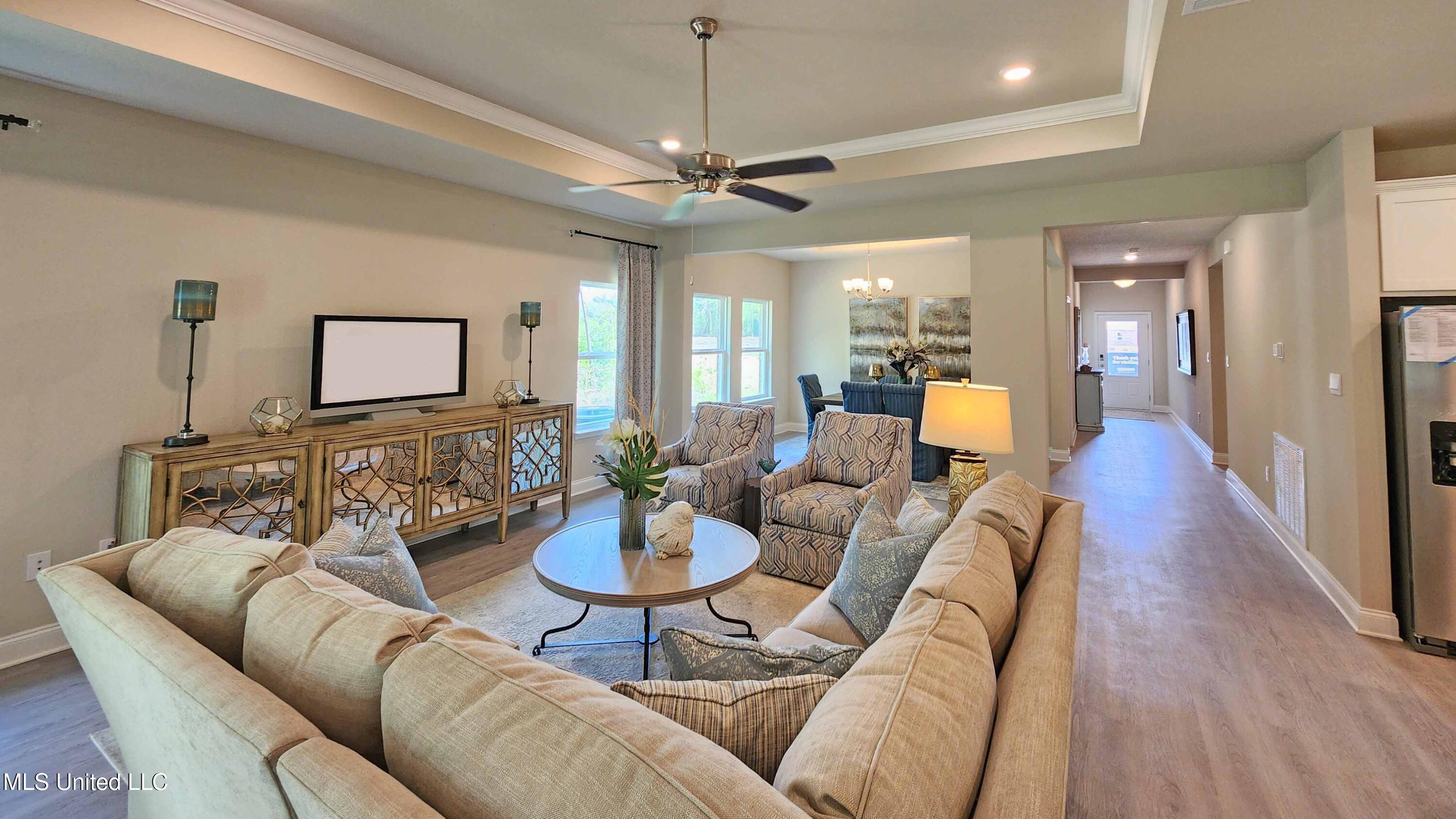 6893 Osprey Drive, Ocean Springs, Mississippi image 8