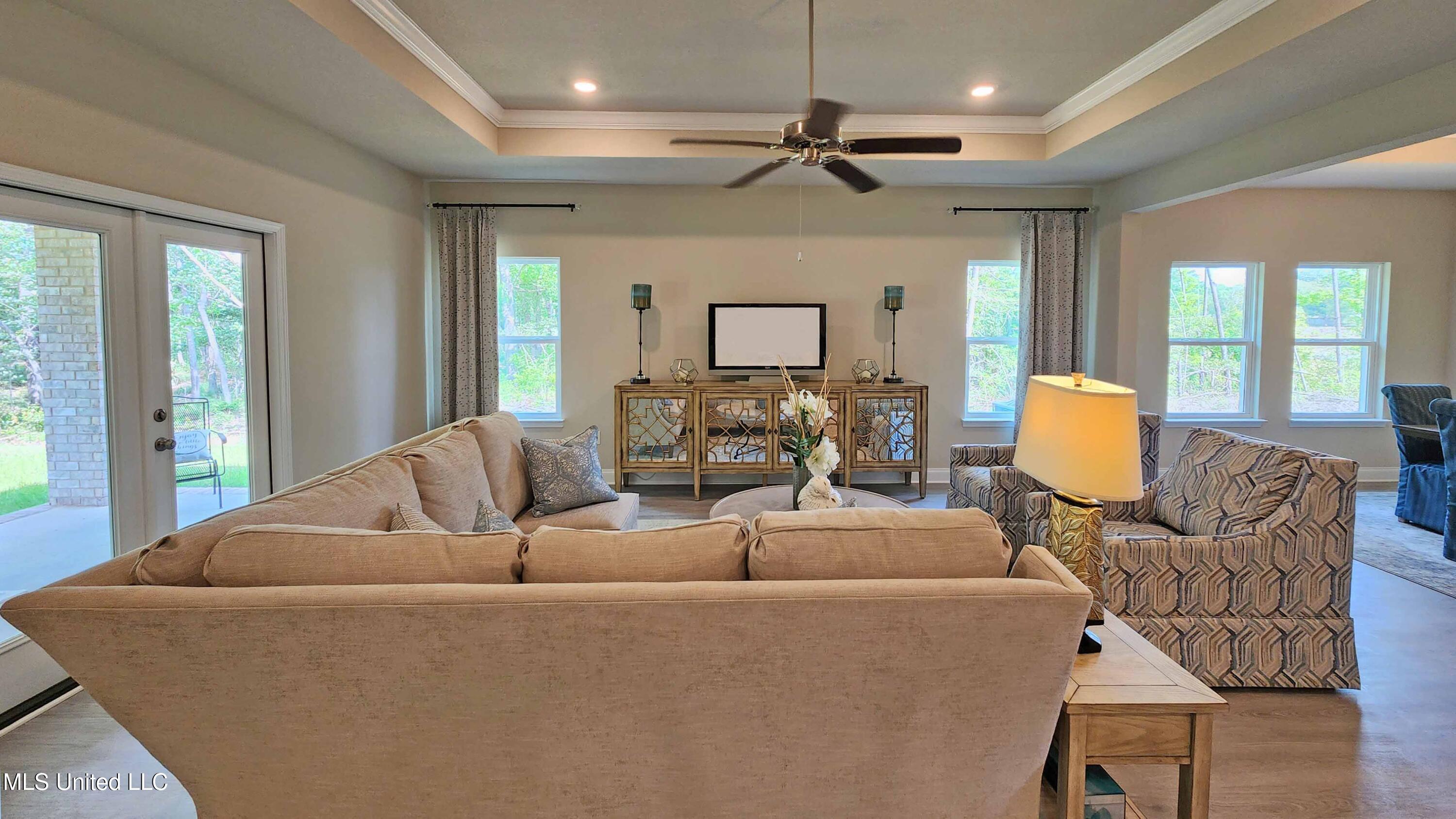 6893 Osprey Drive, Ocean Springs, Mississippi image 7
