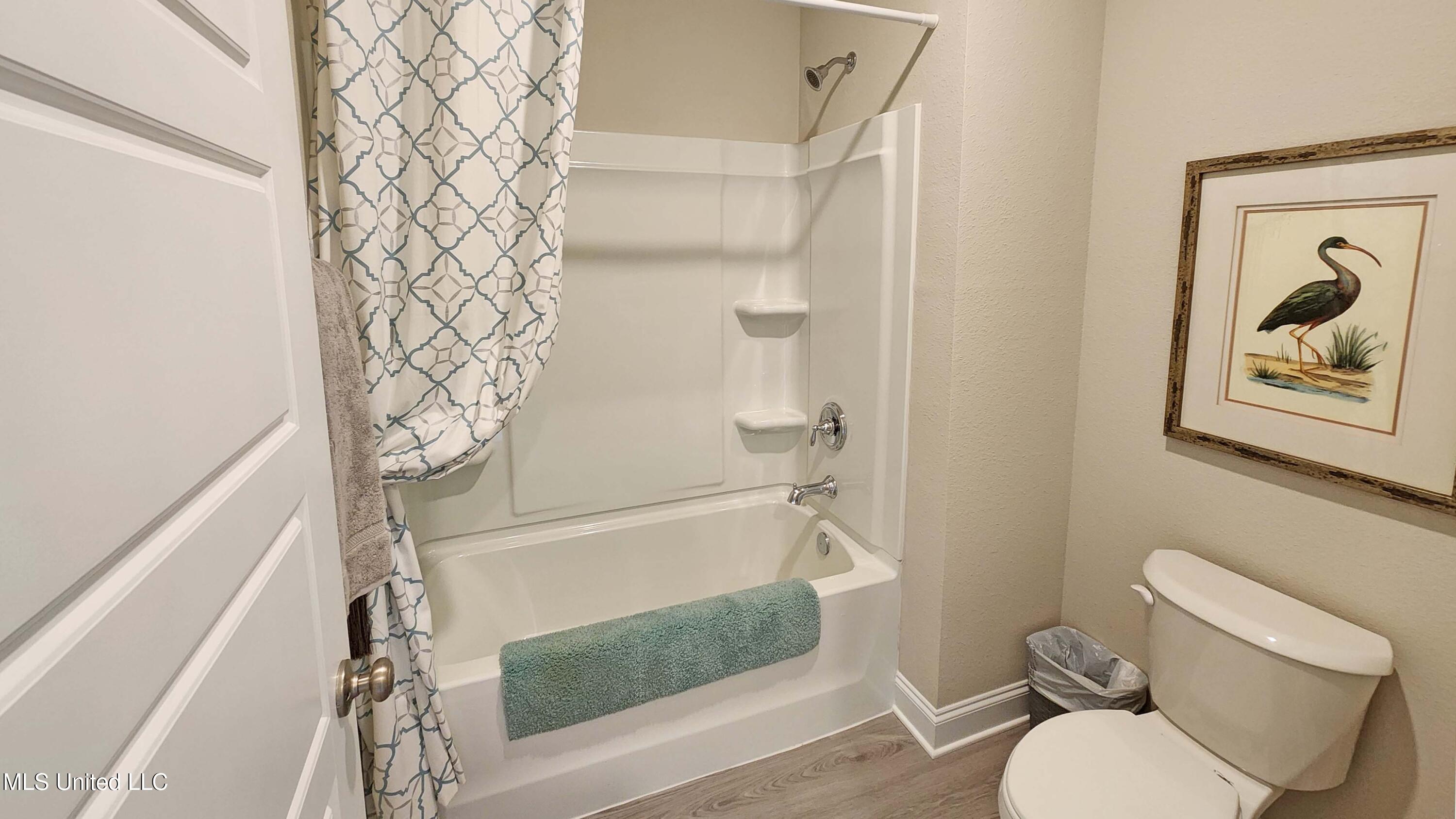 6893 Osprey Drive, Ocean Springs, Mississippi image 33