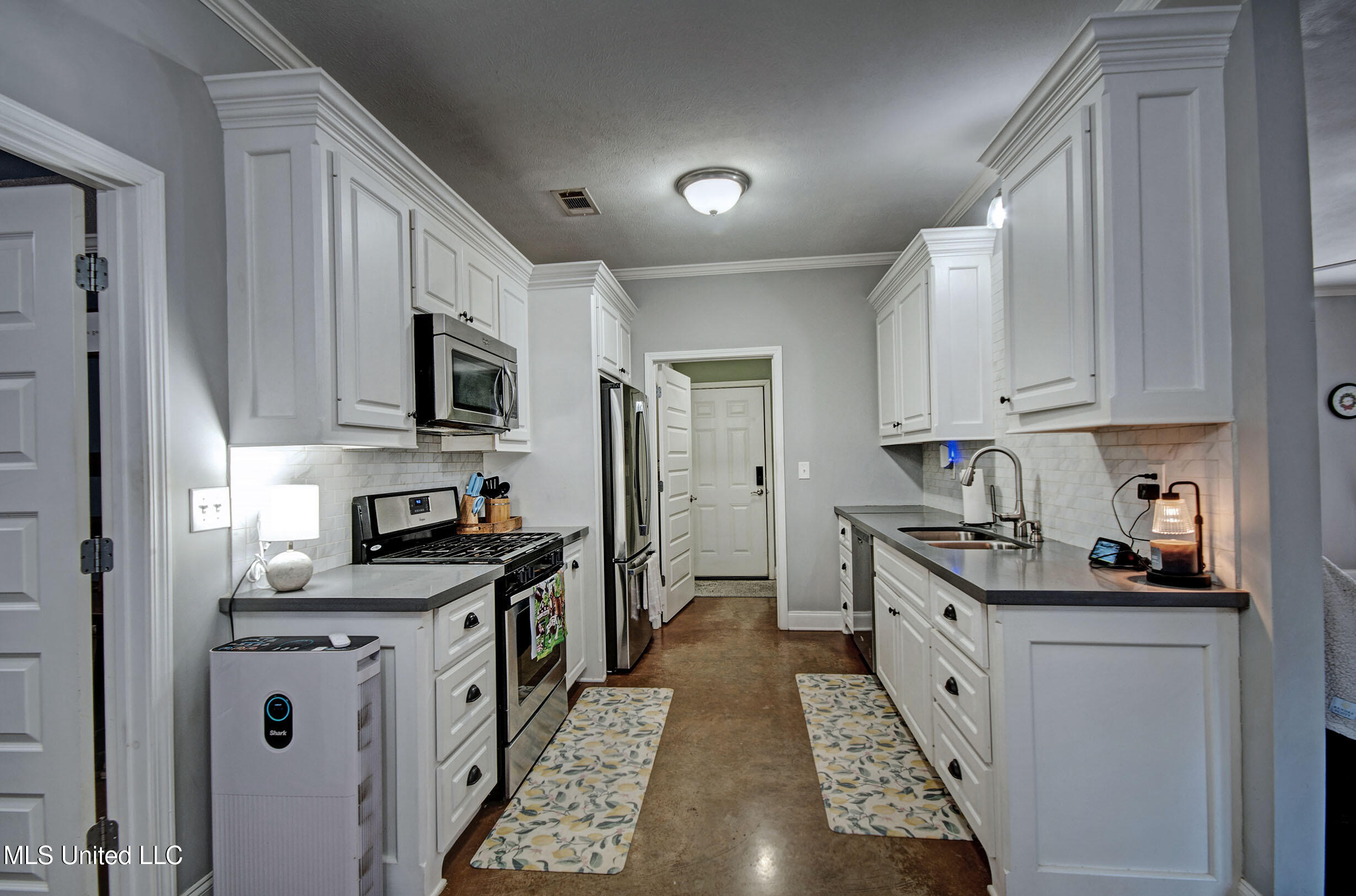 631 Greenfield Ridge Drive, Brandon, Mississippi image 8