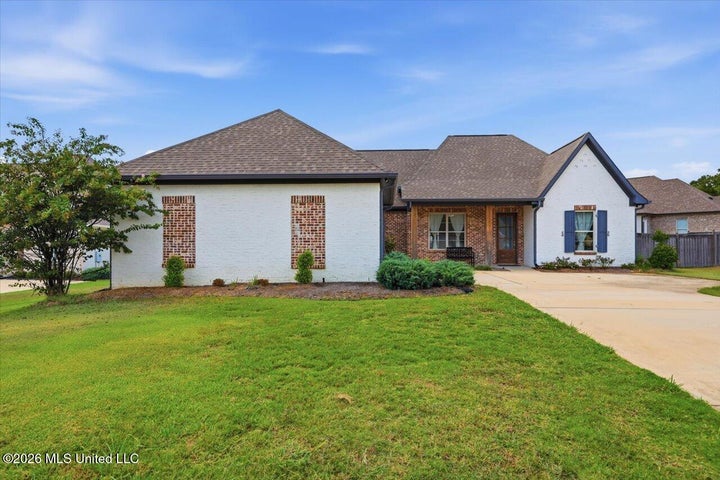 Photo 1 of 36 — 102 Twain Trail, Clinton, MS 39056