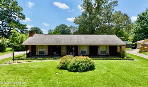 Homes For Sale - 720 Black Oak Circle<br/> Rankin County, Pearl, MS 39208