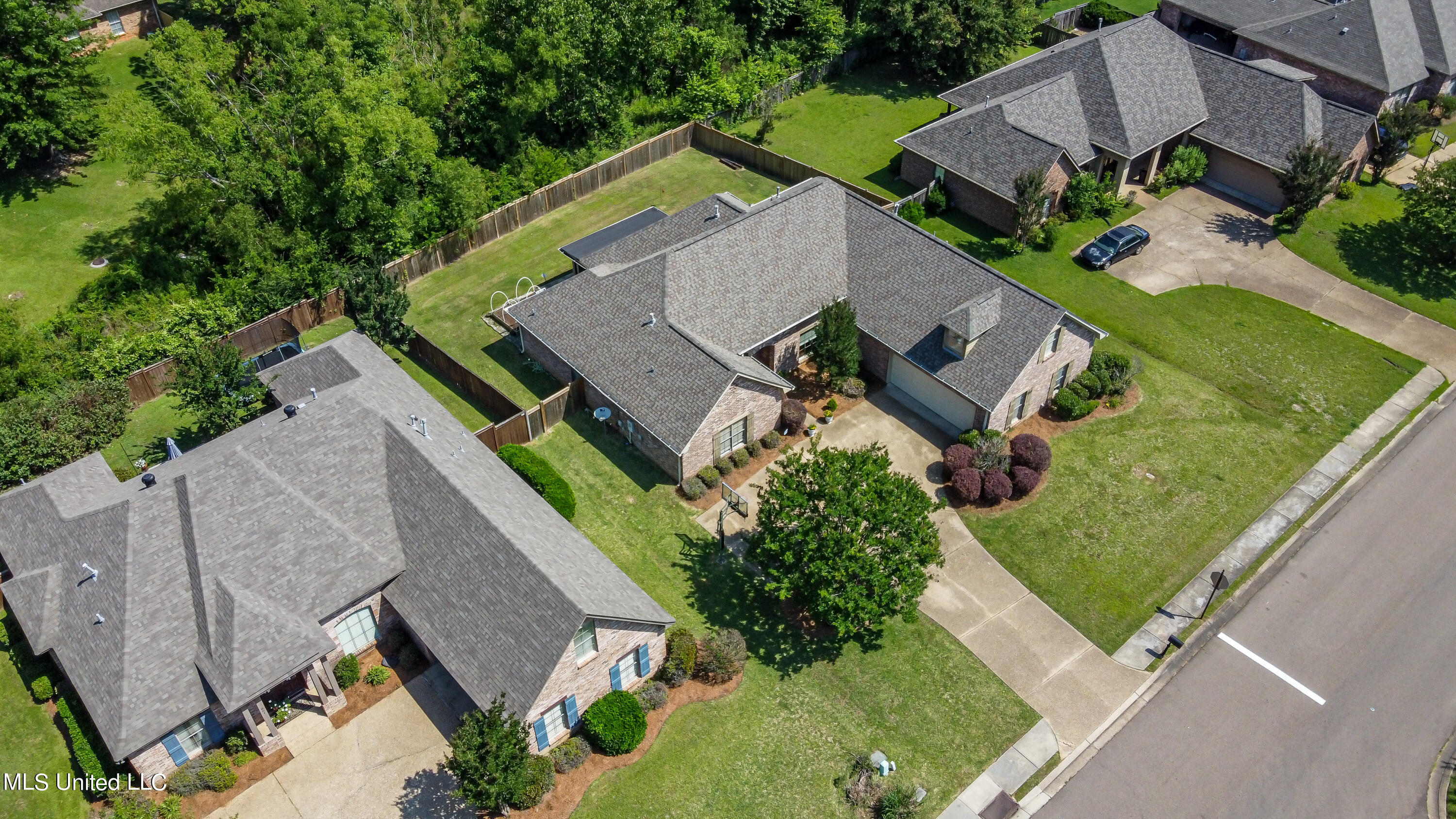 Madison, Mississippi 39110, United States, 5 Bedrooms Bedrooms, ,5 BathroomsBathrooms,Residential,Active,141259