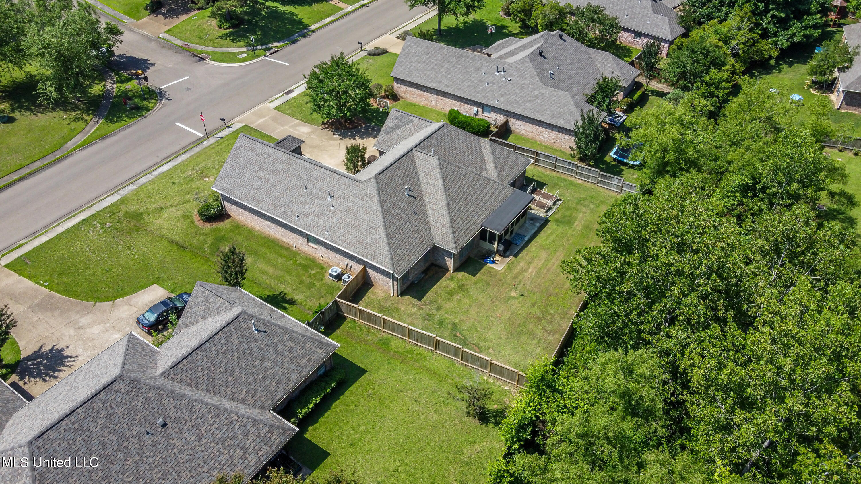 Madison, Mississippi 39110, United States, 5 Bedrooms Bedrooms, ,5 BathroomsBathrooms,Residential,Active,141259