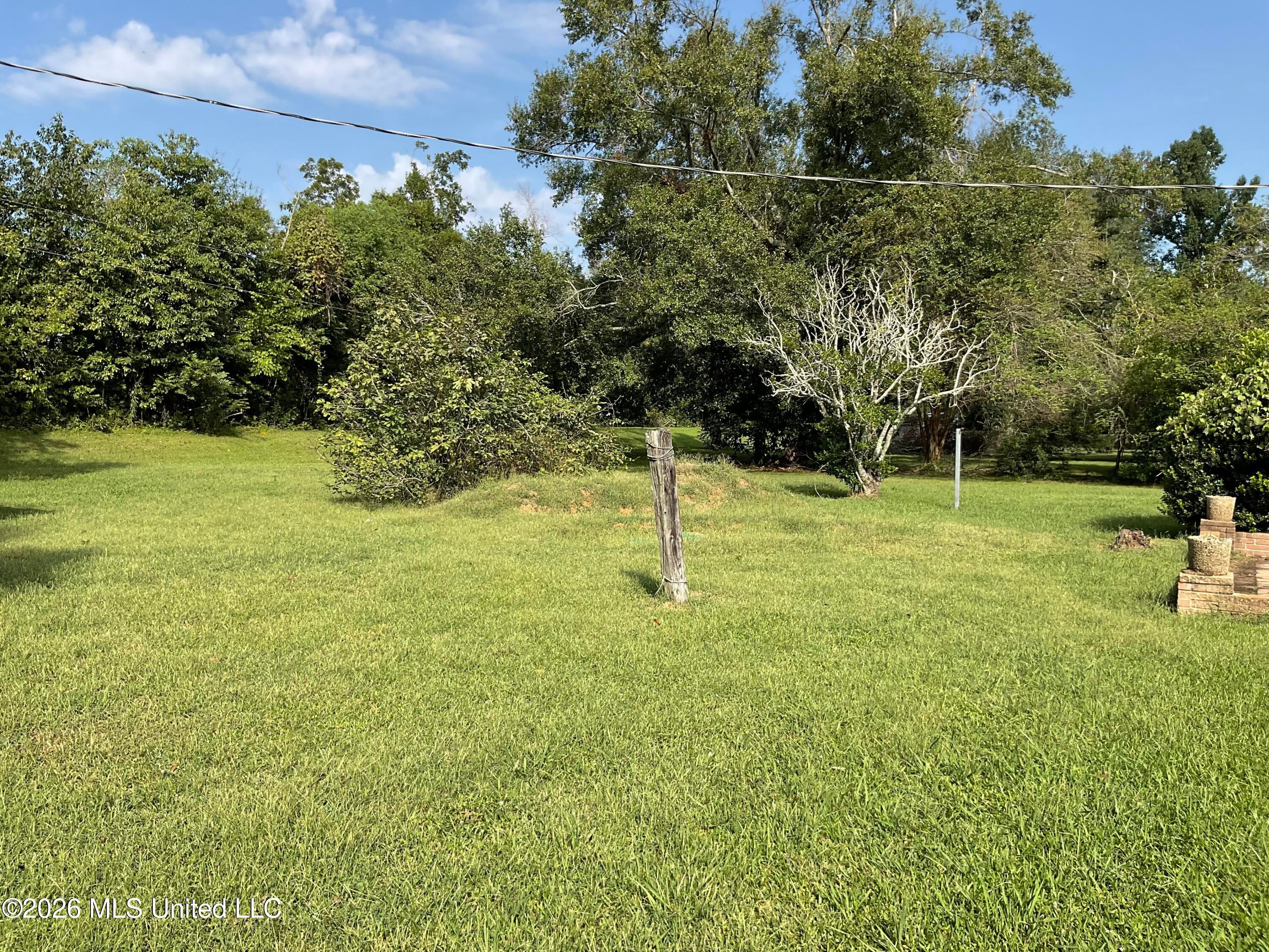 5785 Highway 61